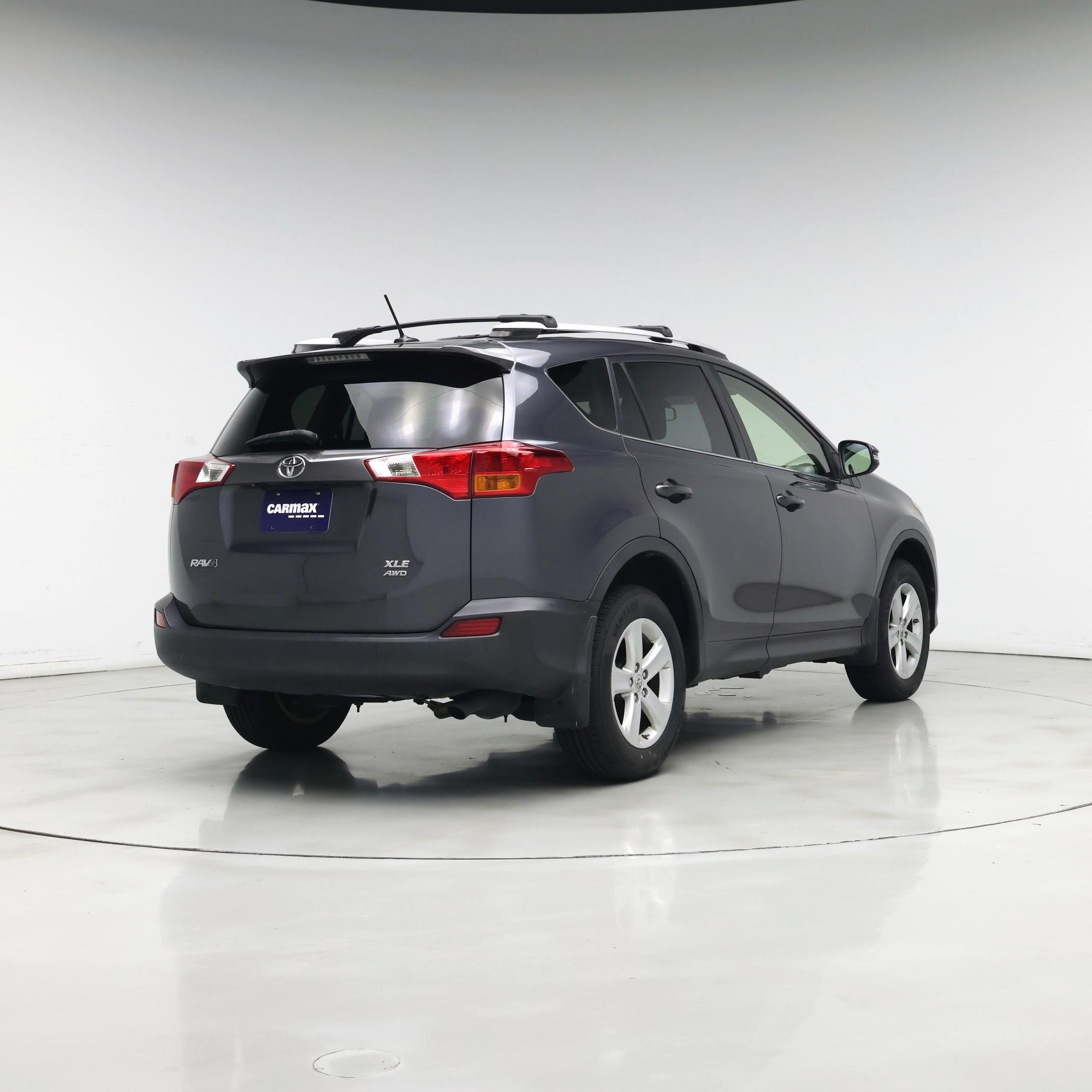 Thumbnail: 2014 Toyota RAV4 - 8