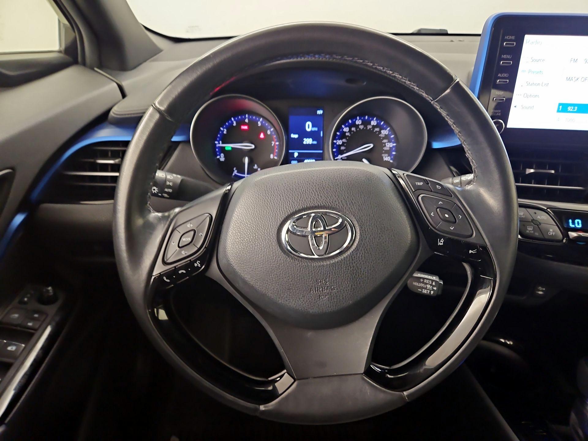 Thumbnail: 2019 Toyota C-HR - 10