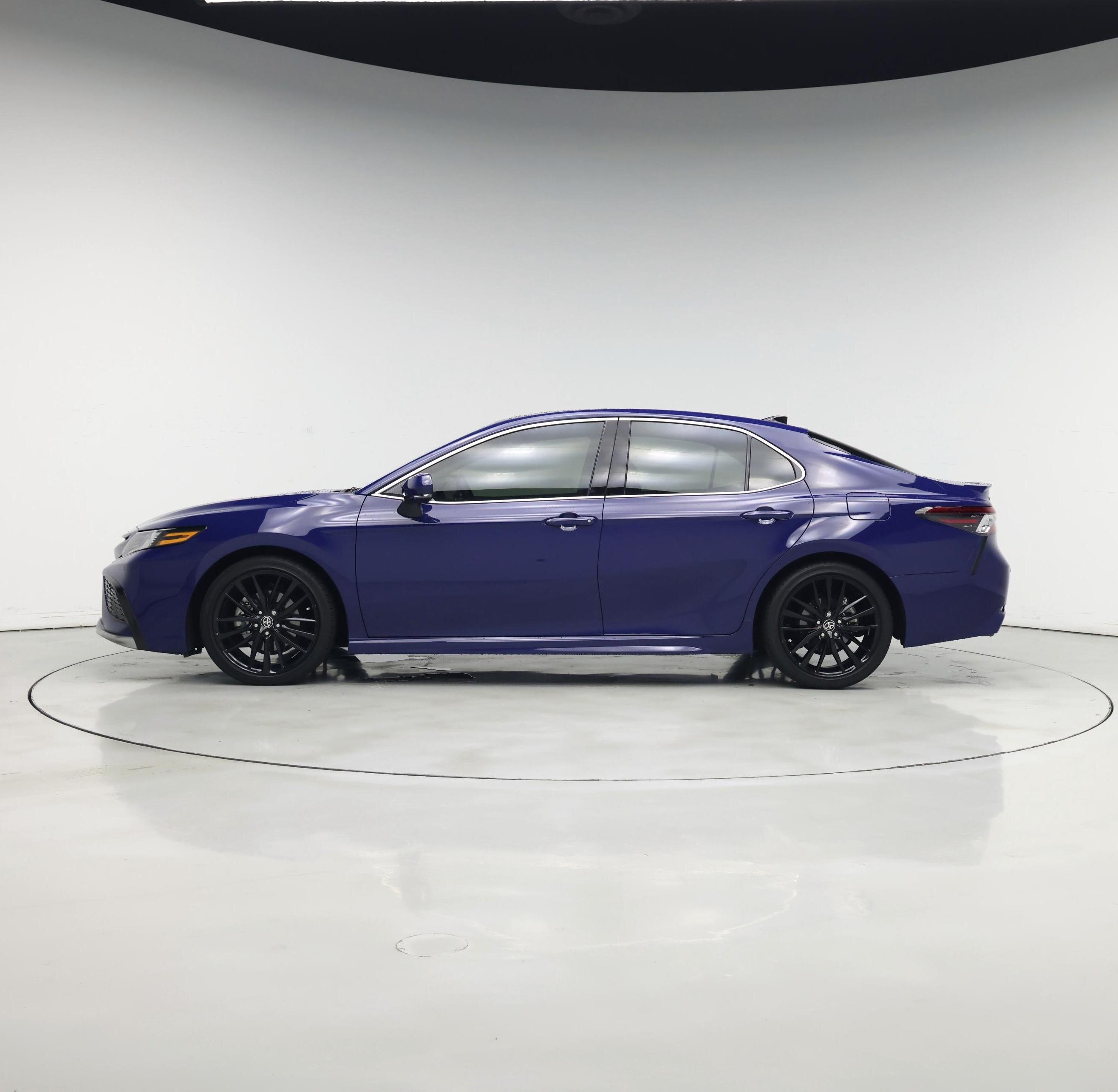 Thumbnail: 2023 Toyota Camry - 3