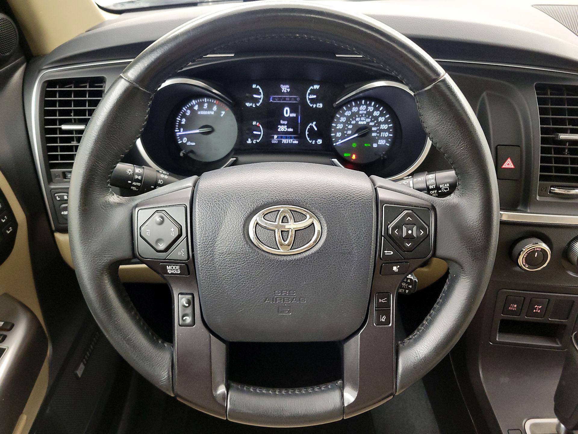 Thumbnail: 2019 Toyota Sequoia - 10