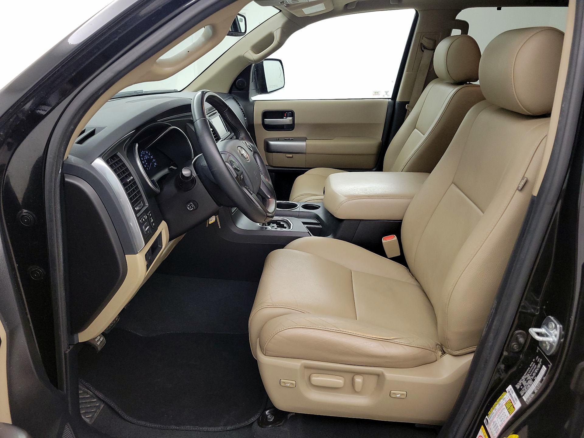 Thumbnail: 2019 Toyota Sequoia - 11