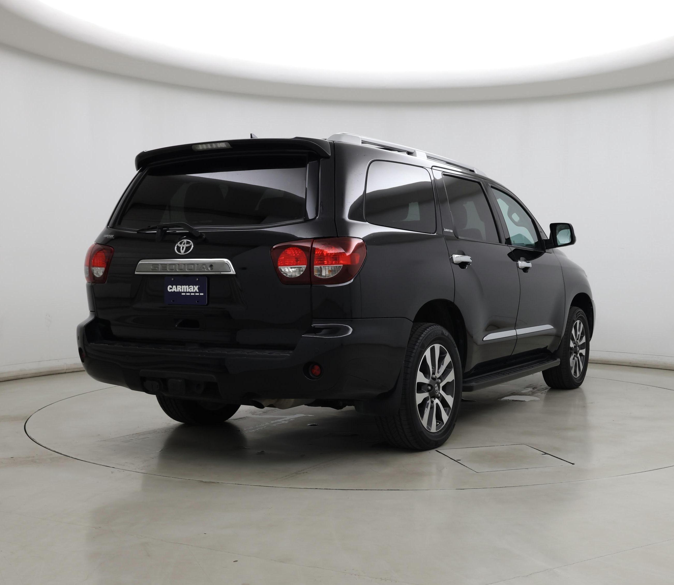 Thumbnail: 2019 Toyota Sequoia - 8