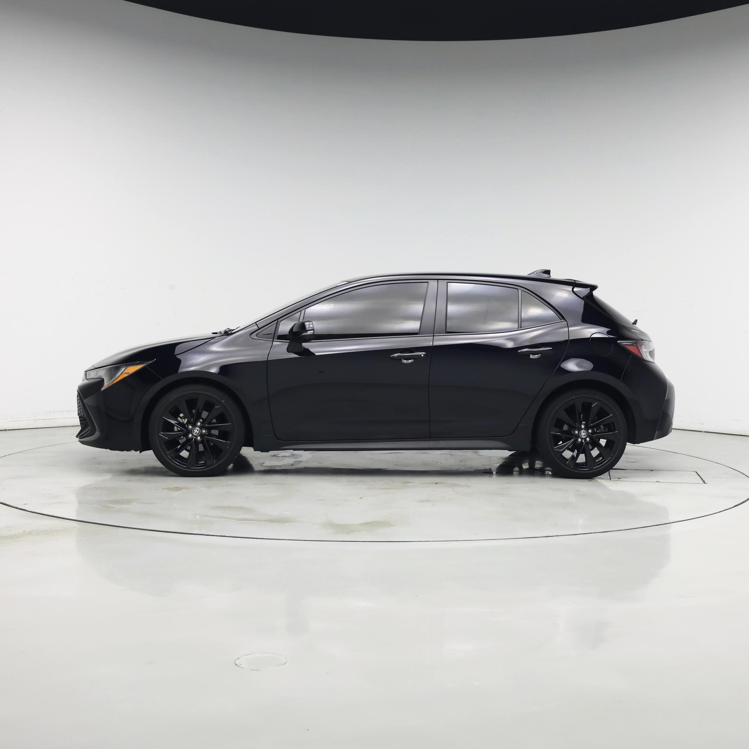 Thumbnail: 2022 Toyota Corolla - 3
