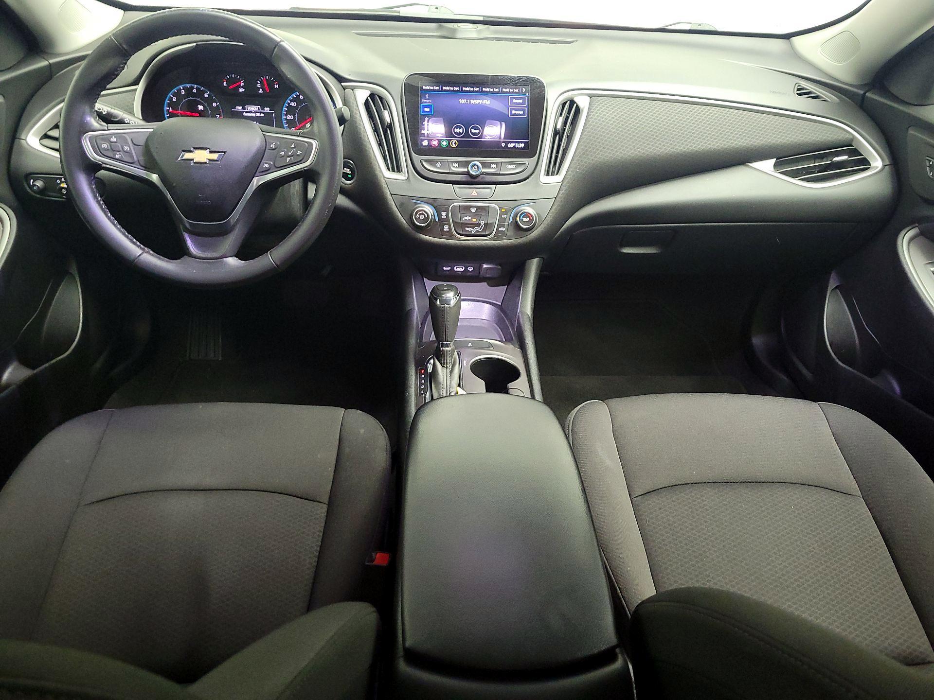 Thumbnail: 2019 Chevrolet Malibu - 9