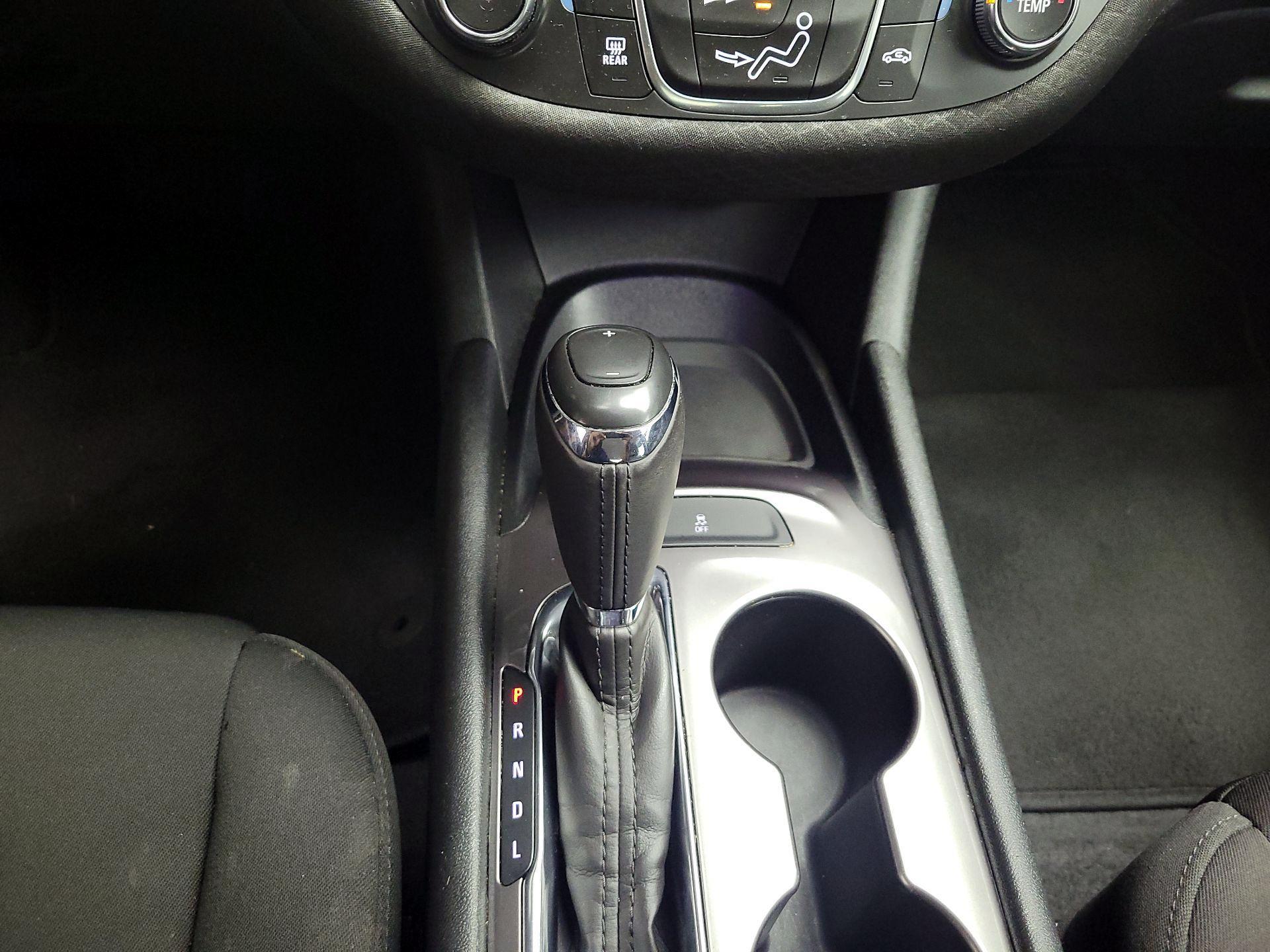 Thumbnail: 2019 Chevrolet Malibu - 16