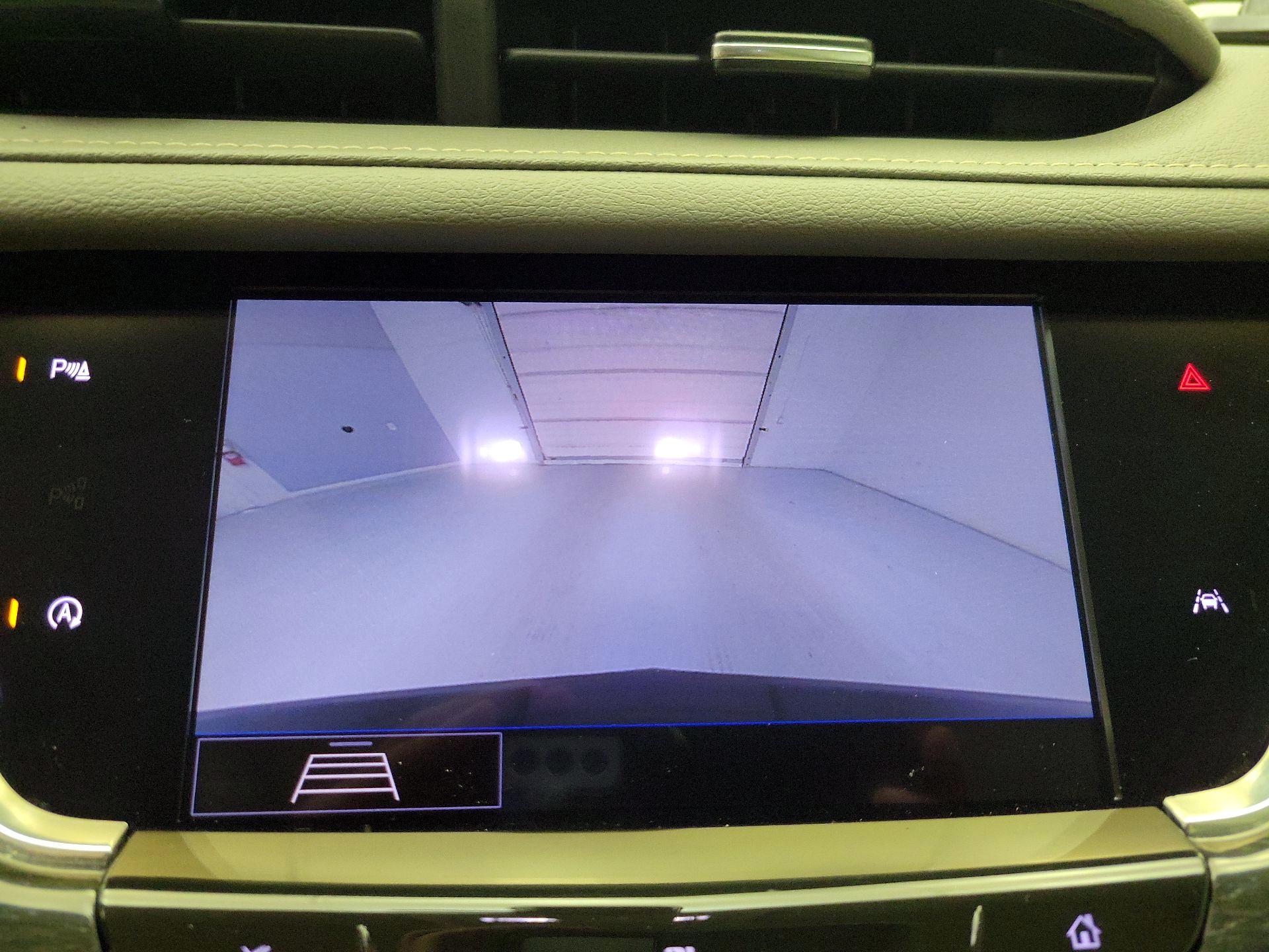 Thumbnail: 2020 Cadillac XT6 - 13