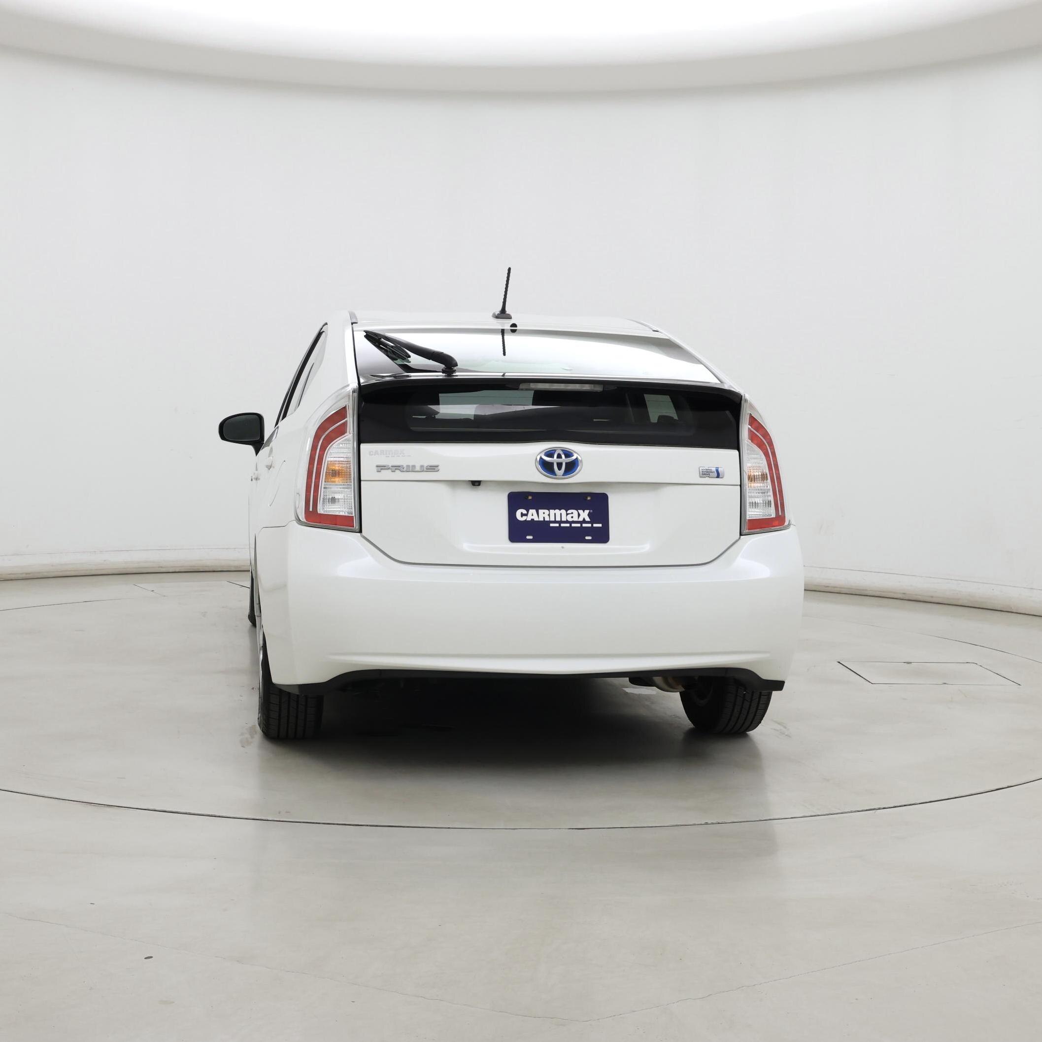 Thumbnail: 2014 Toyota Prius - 6