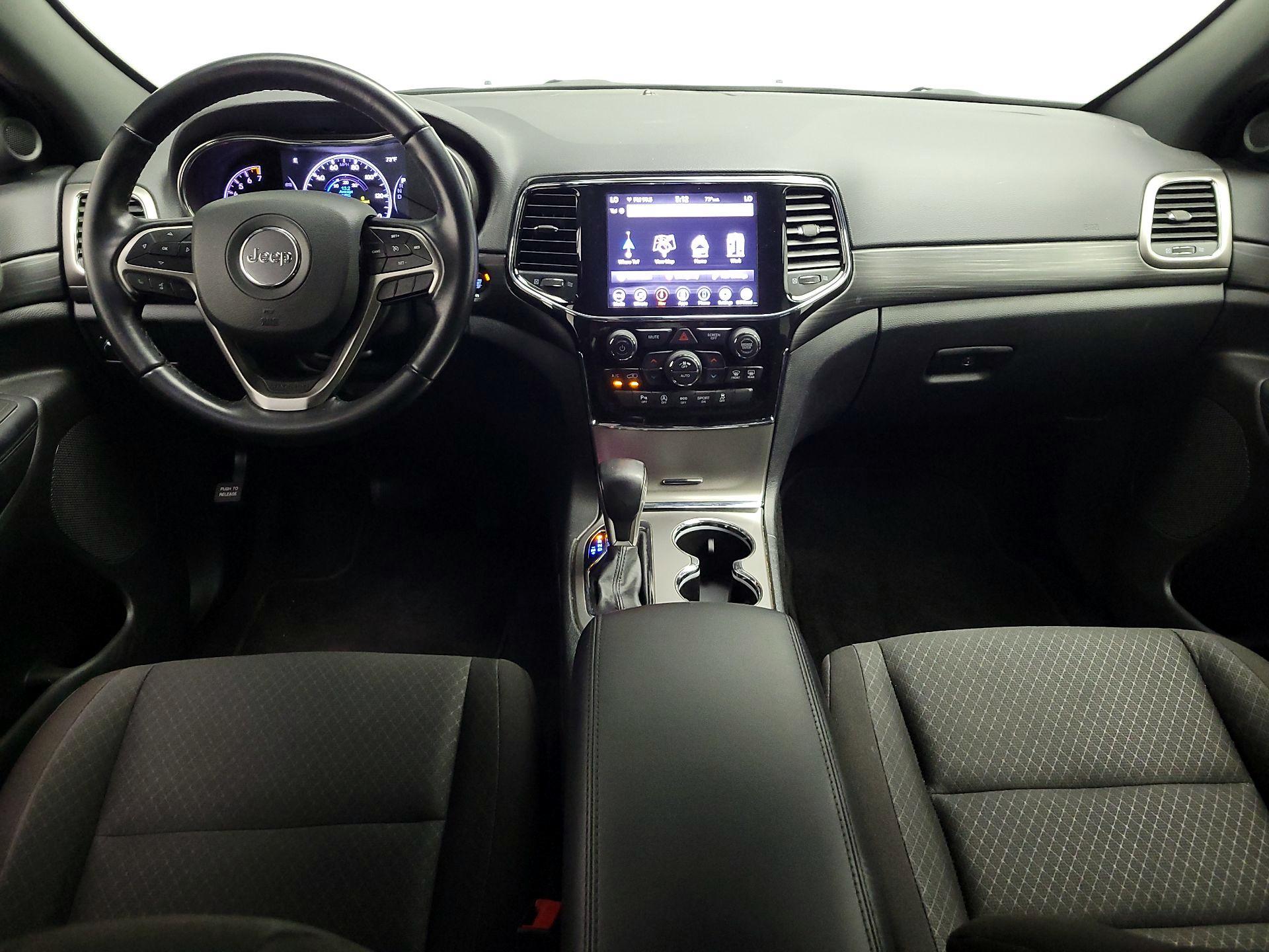 Thumbnail: 2022 Jeep Grand Cherokee - 9