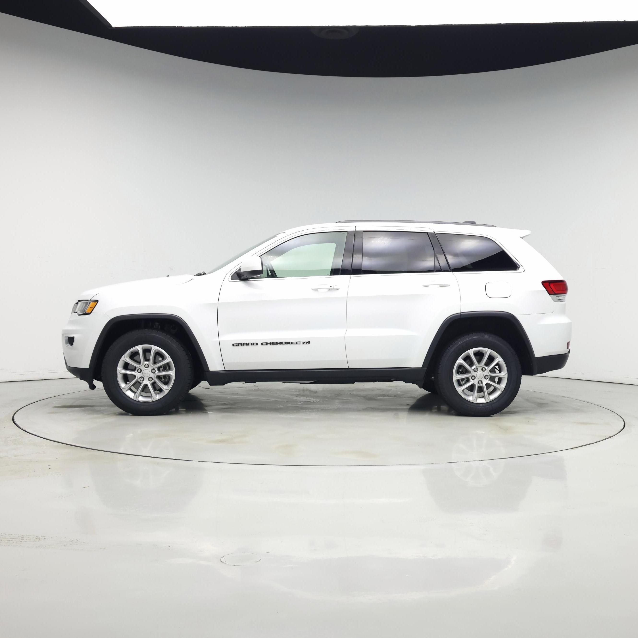 Thumbnail: 2022 Jeep Grand Cherokee - 3