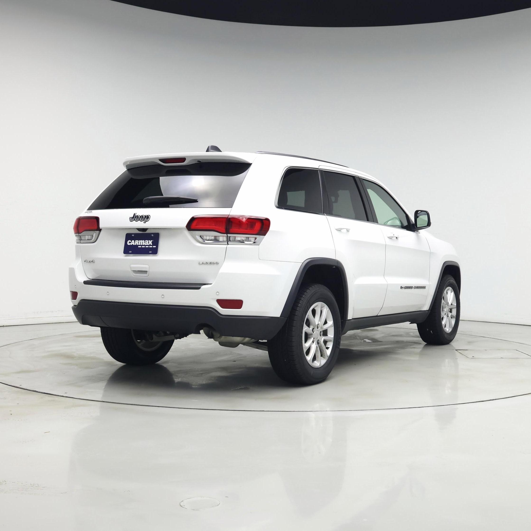 Thumbnail: 2022 Jeep Grand Cherokee - 8