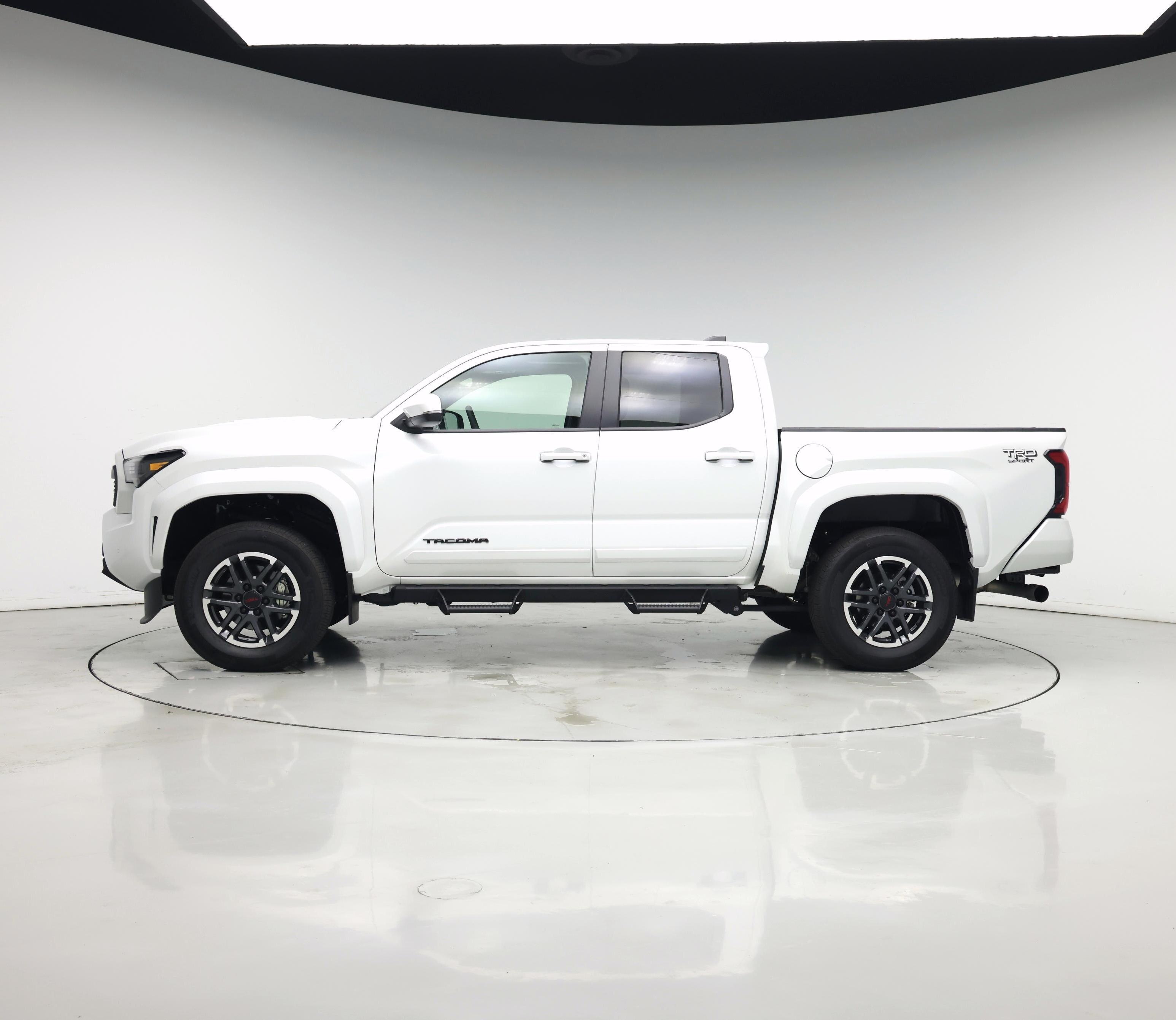 Thumbnail: 2024 Toyota Tacoma - 3