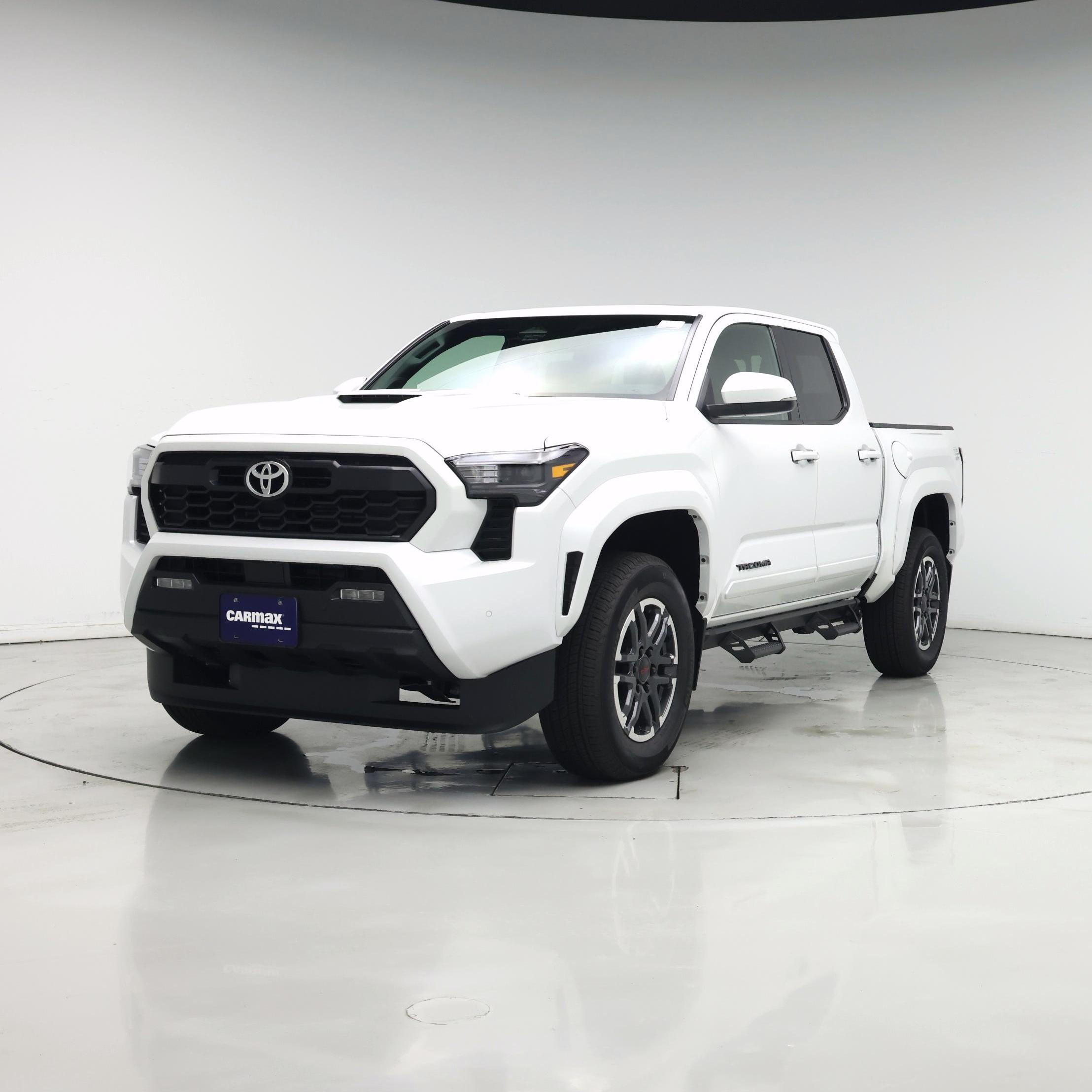 Thumbnail: 2024 Toyota Tacoma - 4