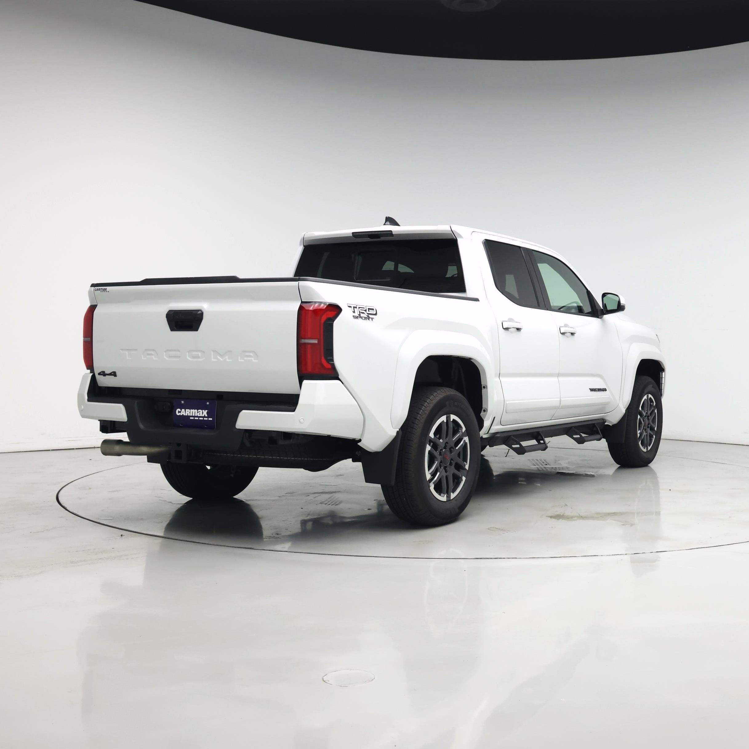 Thumbnail: 2024 Toyota Tacoma - 8