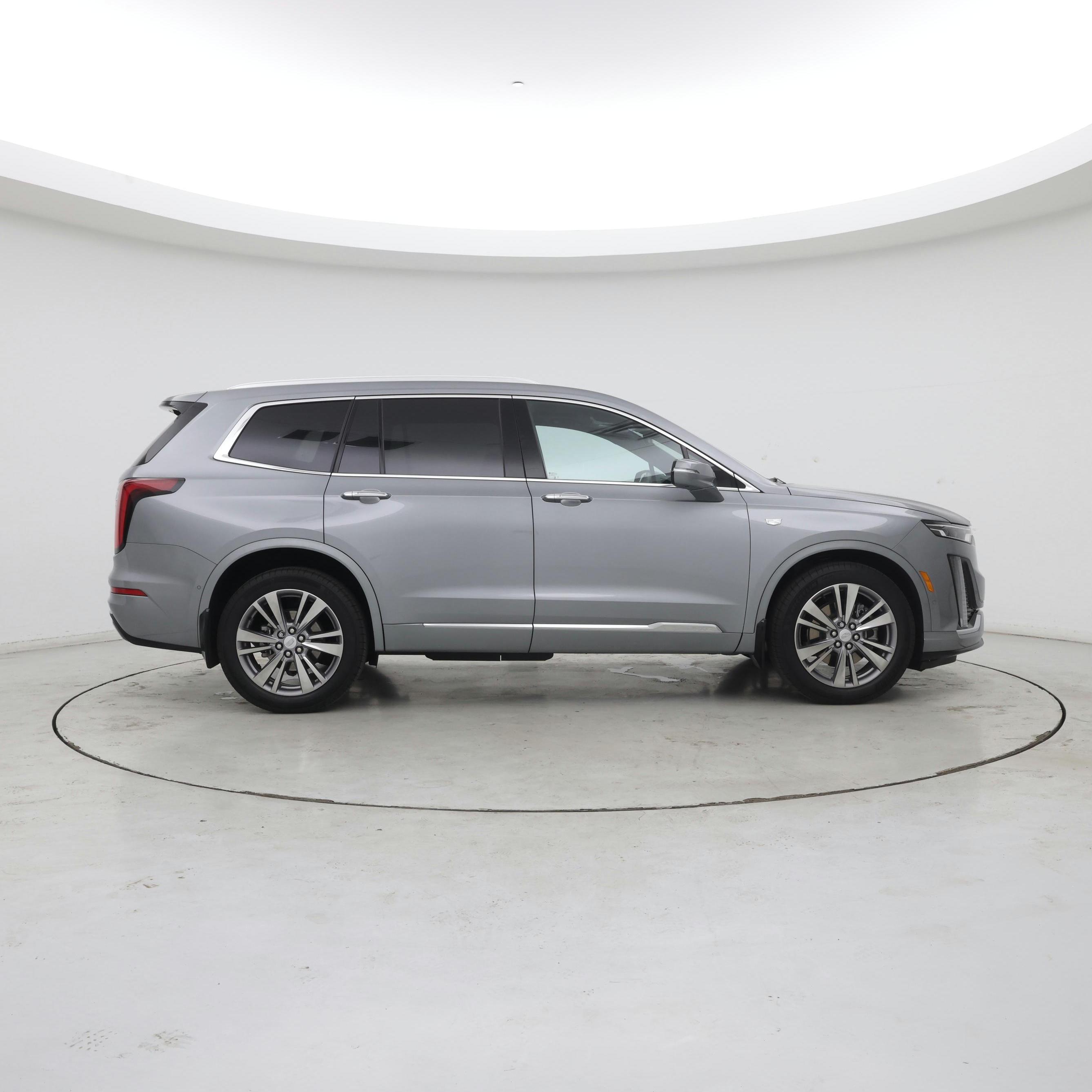 Thumbnail: 2025 Cadillac XT6 - 7