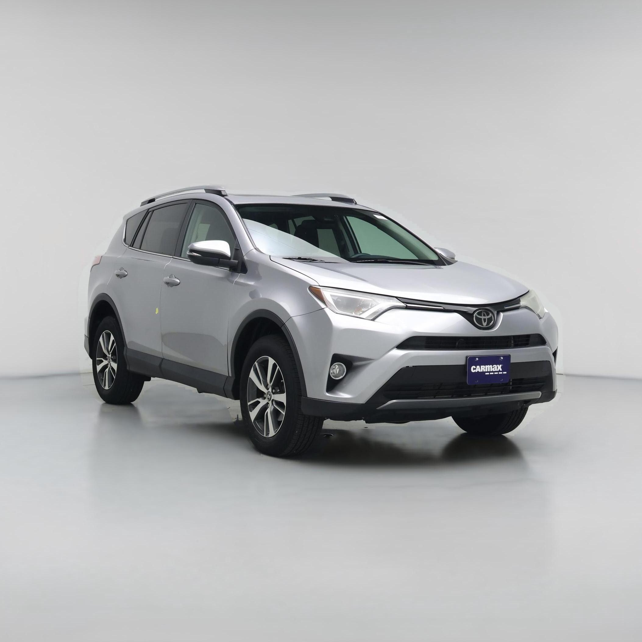 Thumbnail: 2017 Toyota RAV4 - 1