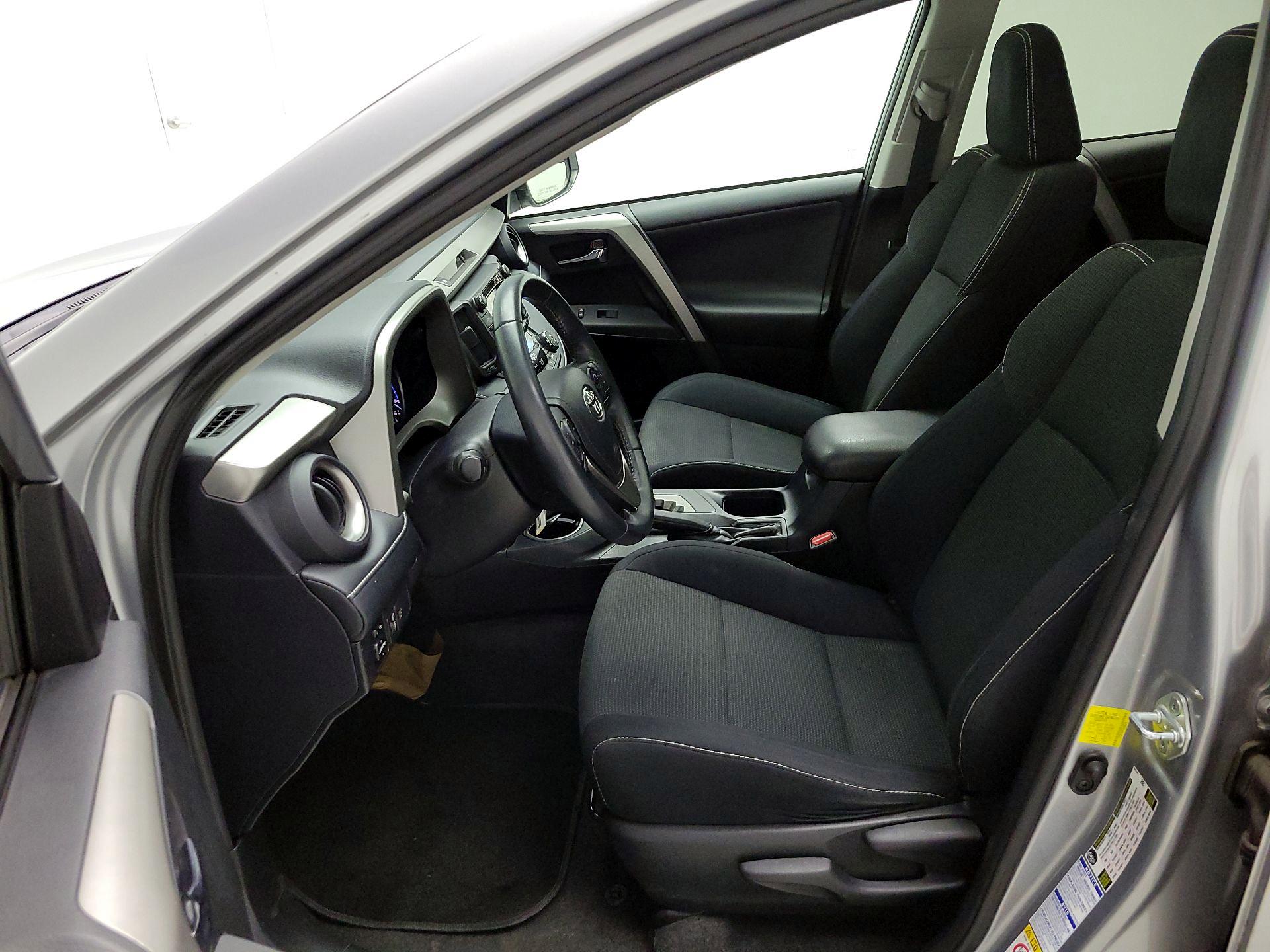 Thumbnail: 2017 Toyota RAV4 - 11