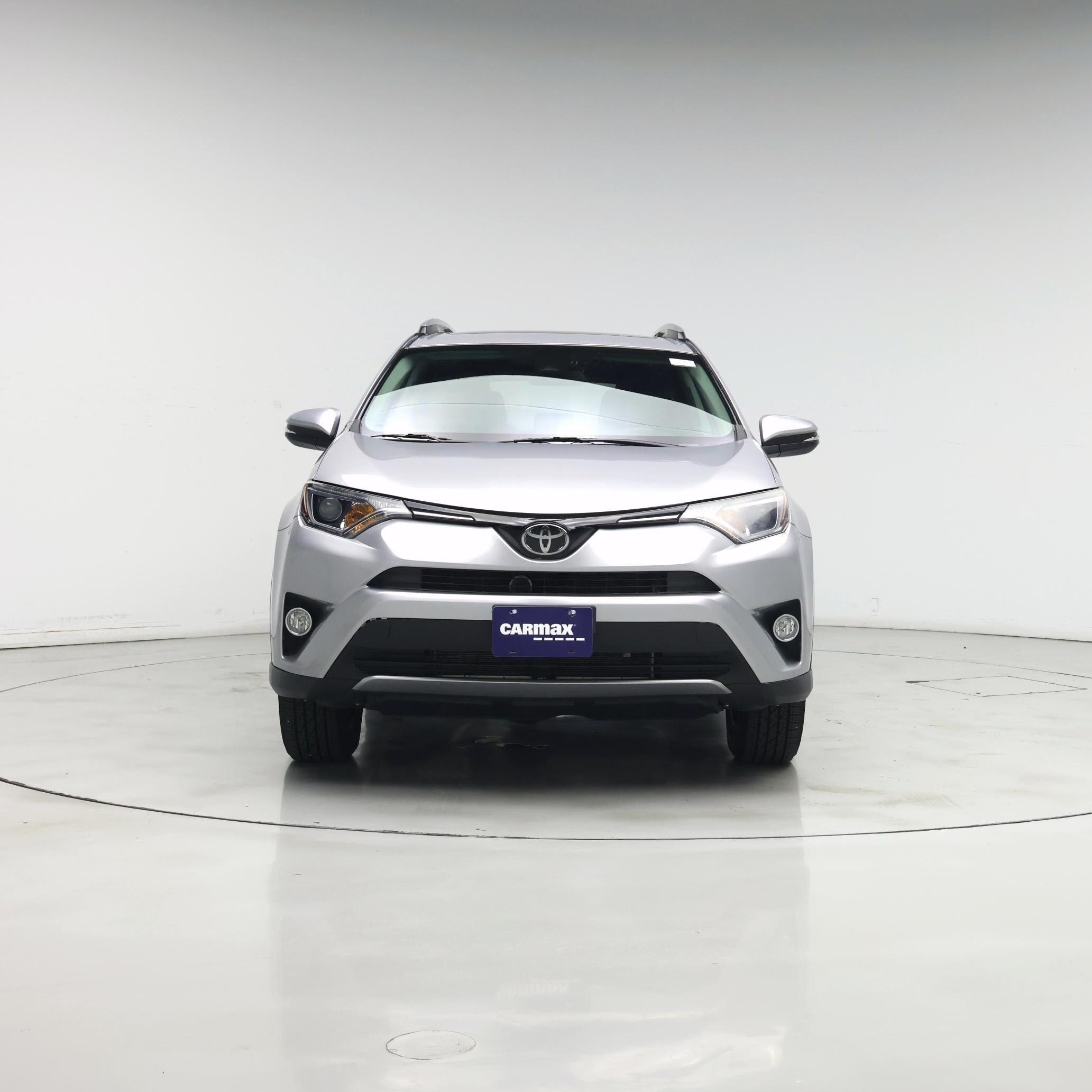 Thumbnail: 2017 Toyota RAV4 - 5