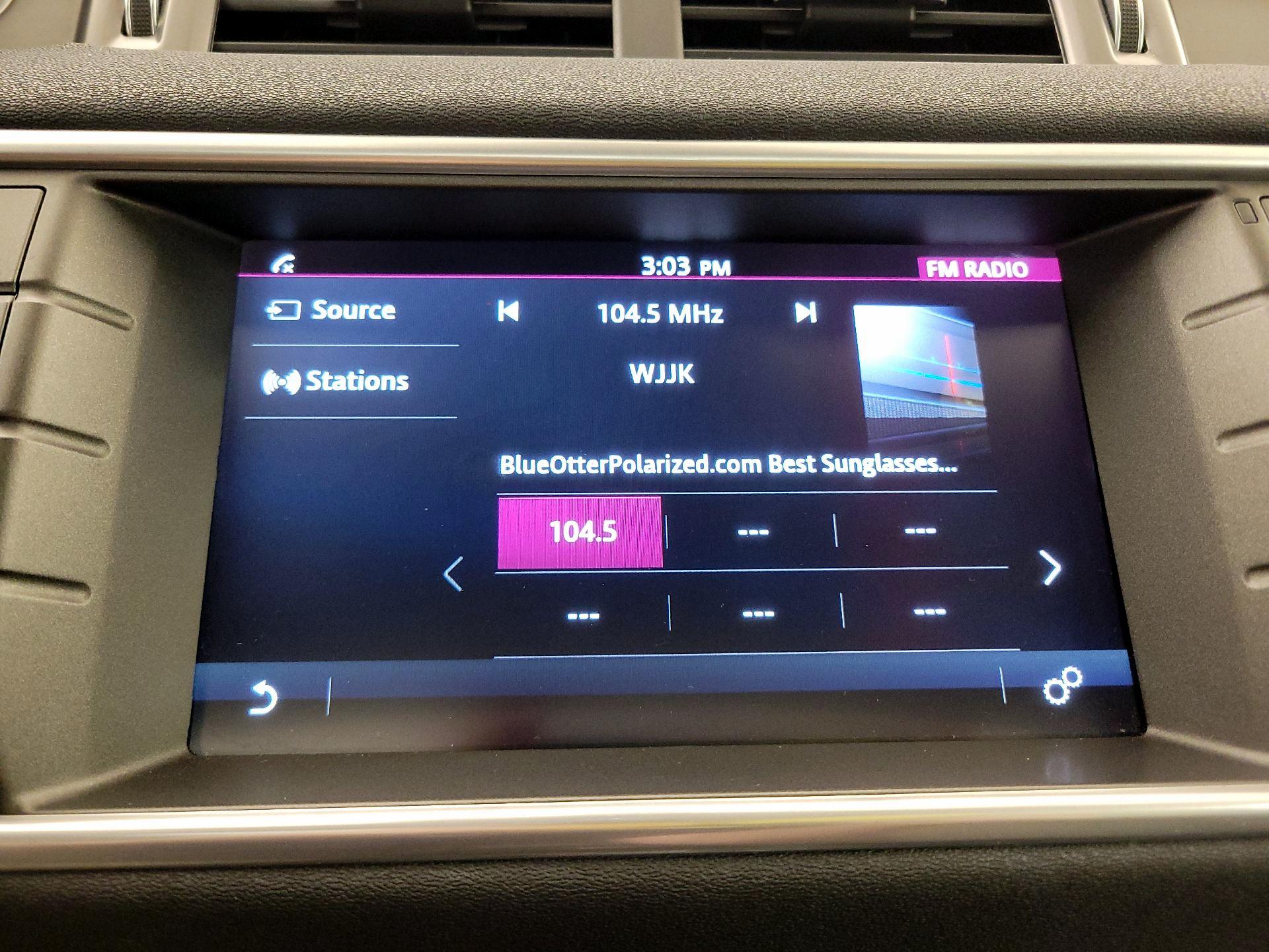 Thumbnail: 2019 Land Rover Range Rover Evoque - 16