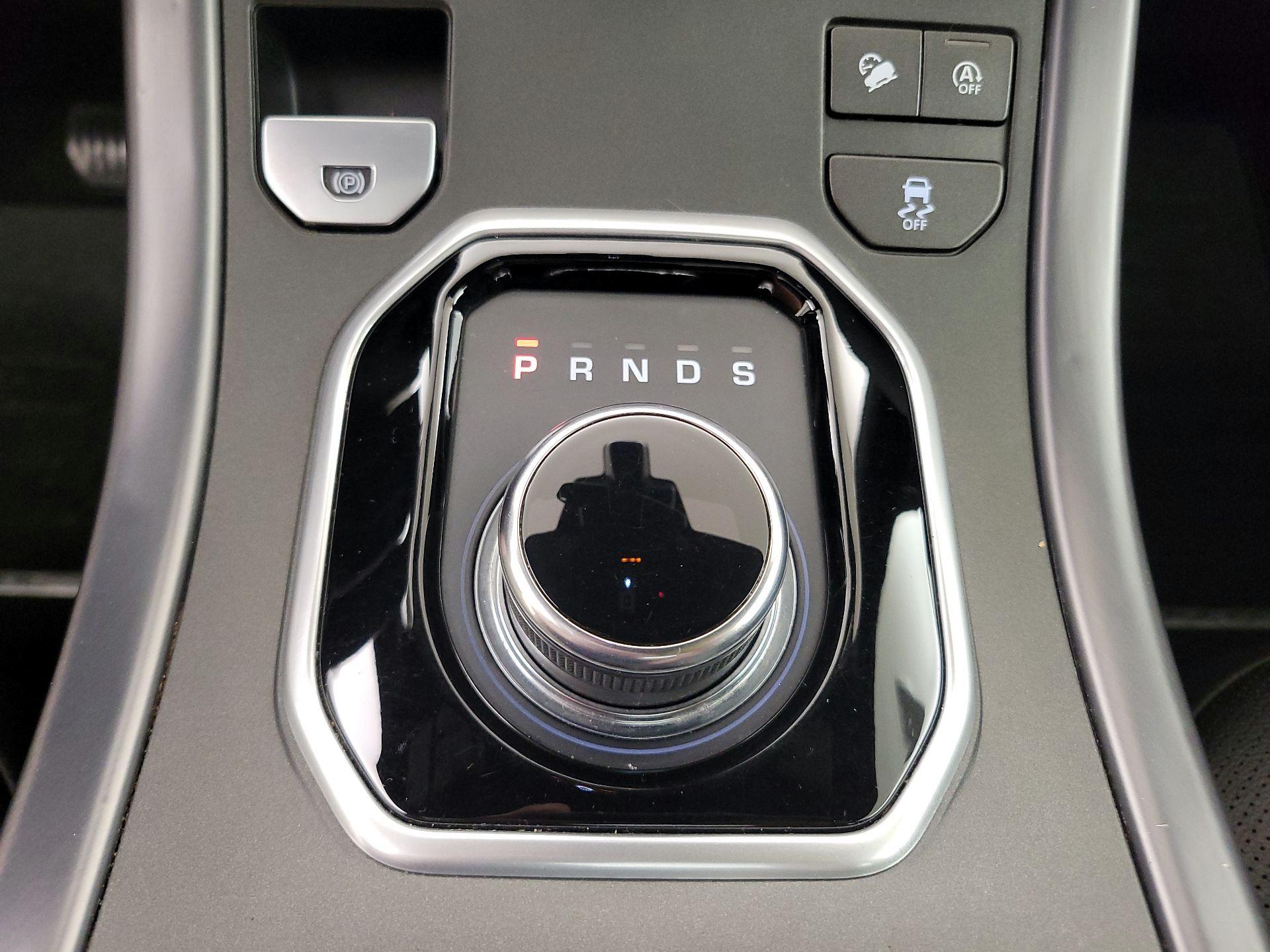 Thumbnail: 2019 Land Rover Range Rover Evoque - 18