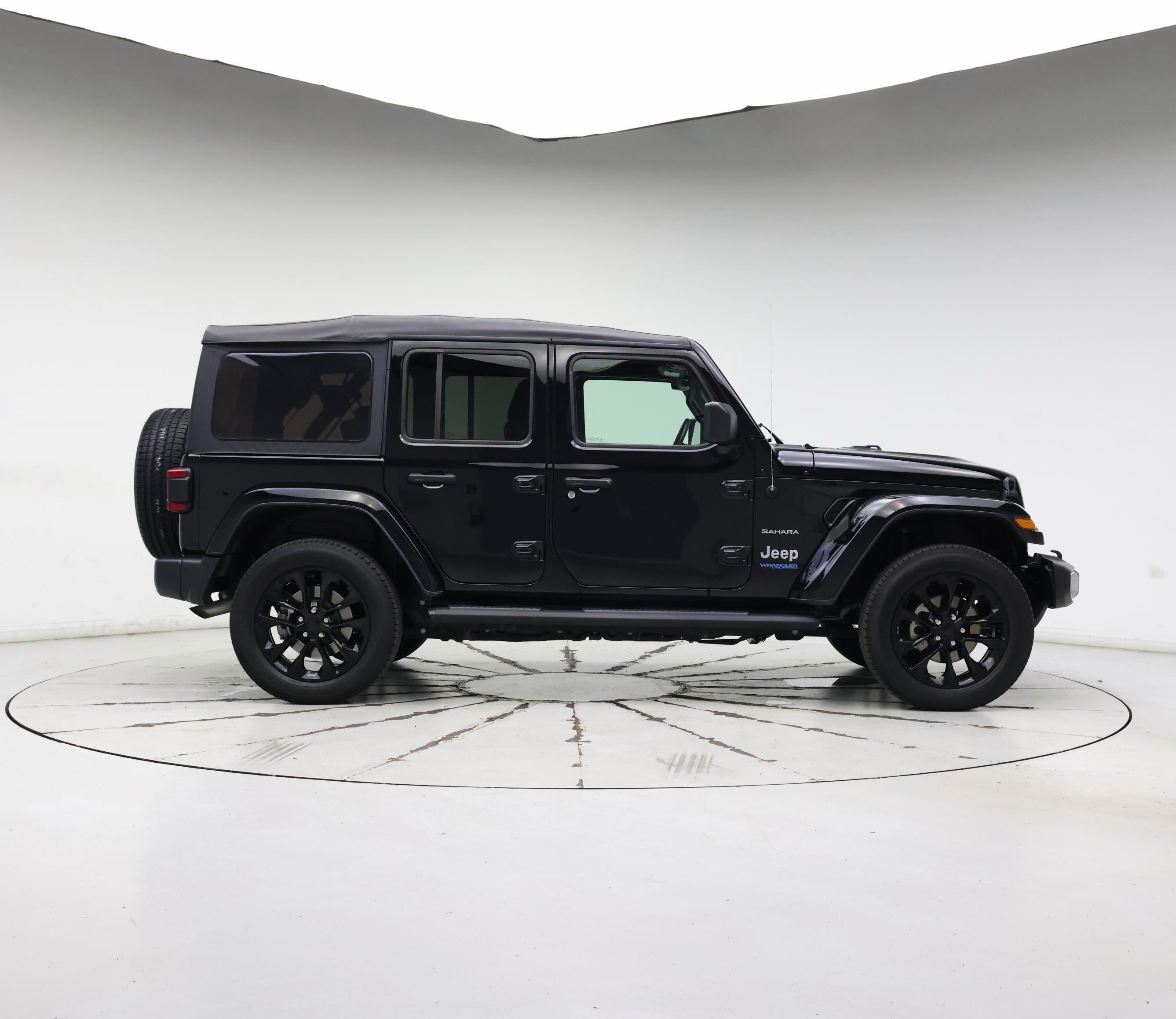 Thumbnail: 2021 Jeep Wrangler - 7