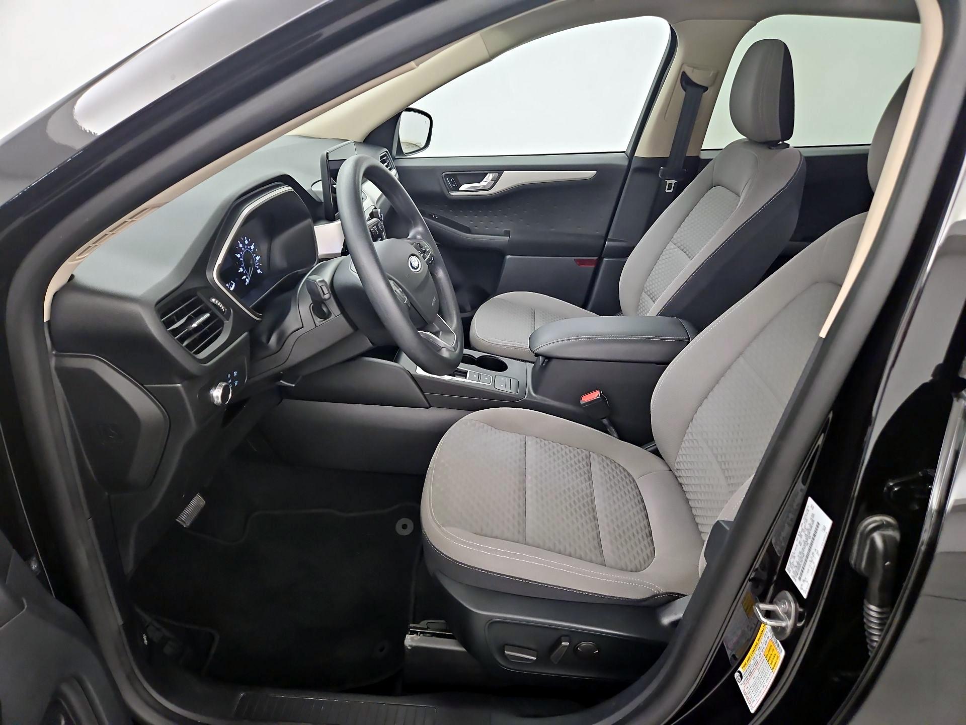 Thumbnail: 2020 Ford Escape - 11