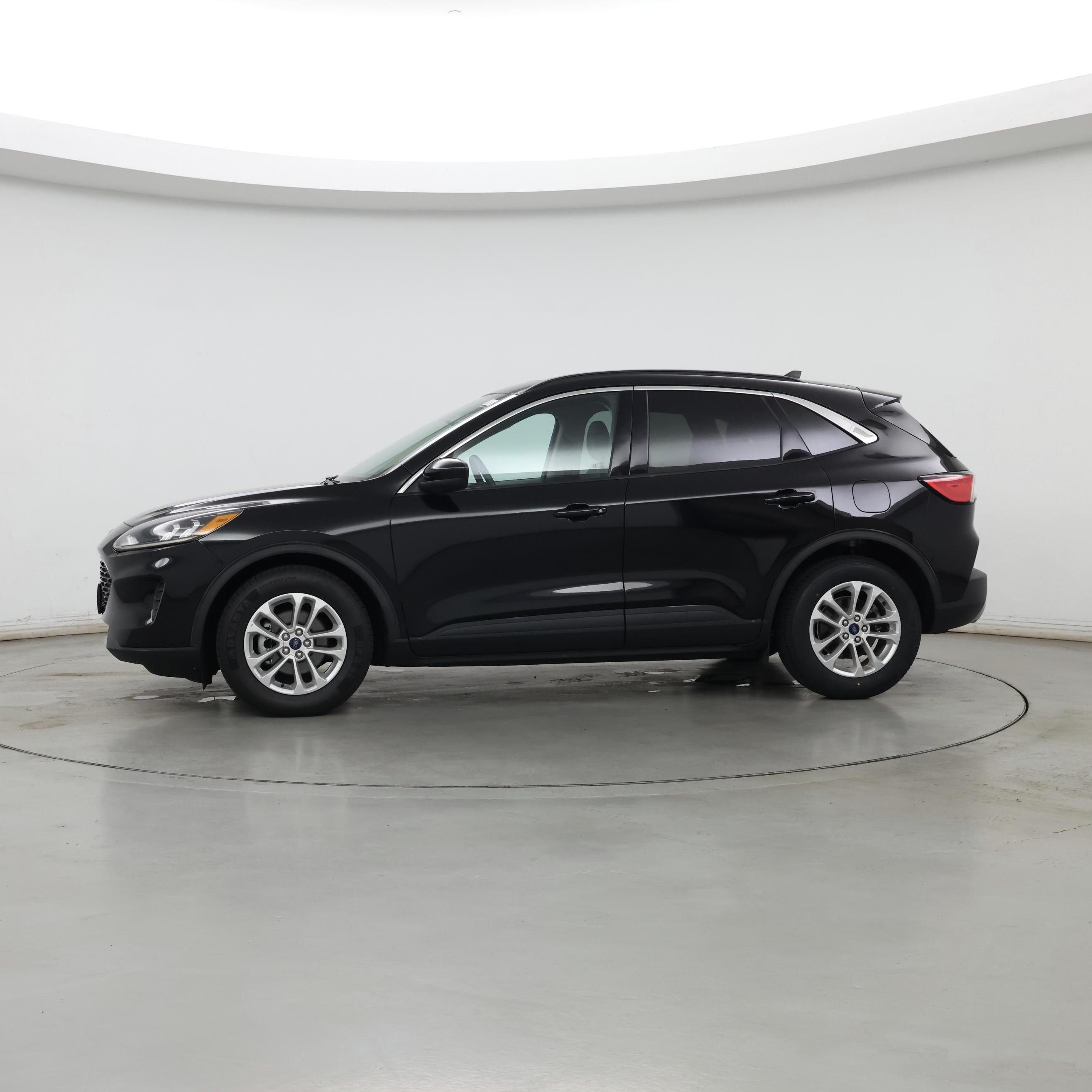 Thumbnail: 2020 Ford Escape - 3