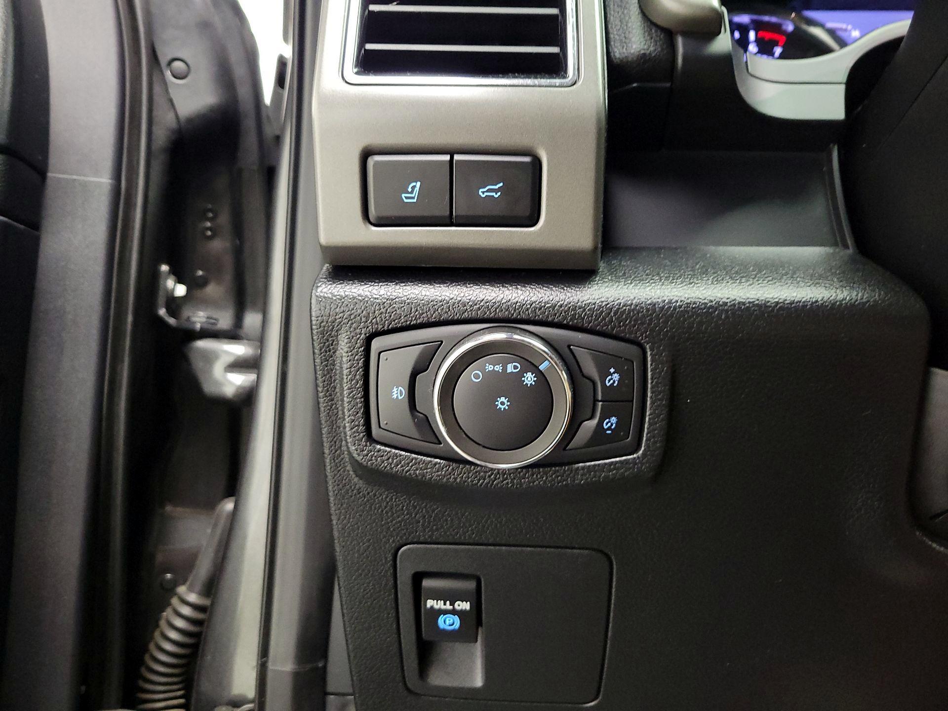 Thumbnail: 2020 Ford Expedition - 13