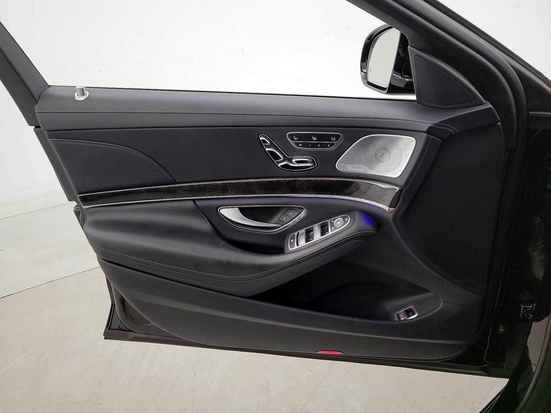Thumbnail: 2020 Mercedes-Benz S-Class - 12