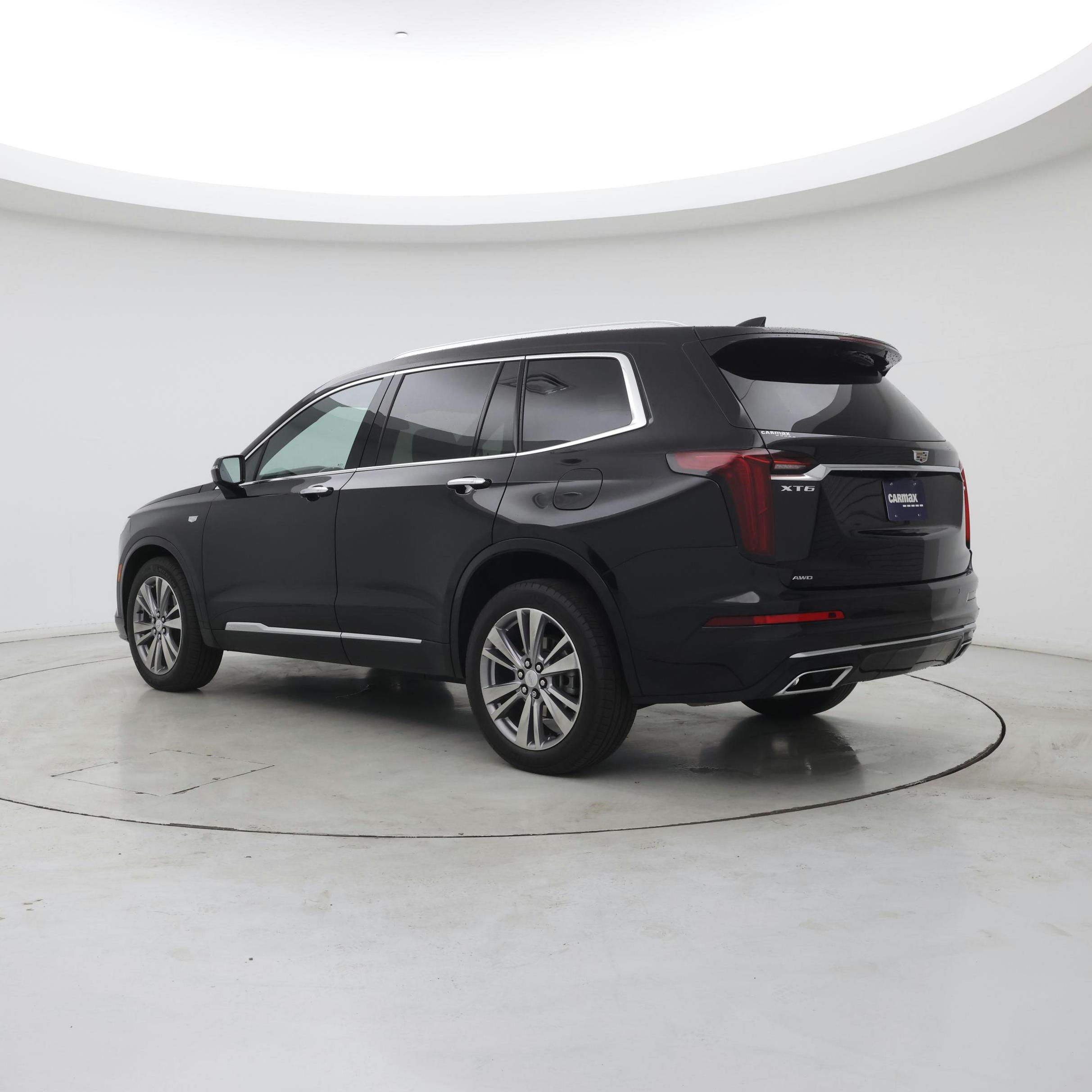 Thumbnail: 2023 Cadillac XT6 - 2