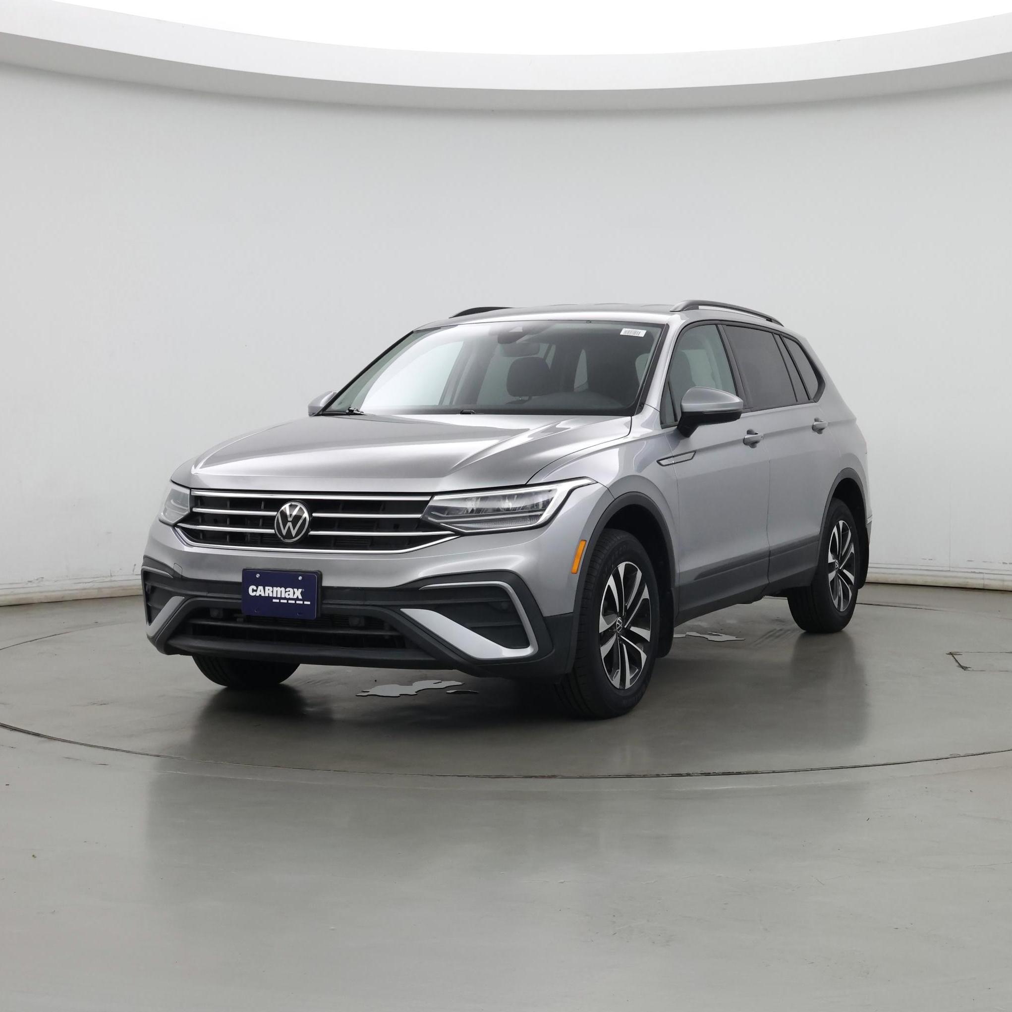 Thumbnail: 2022 Volkswagen Tiguan - 4