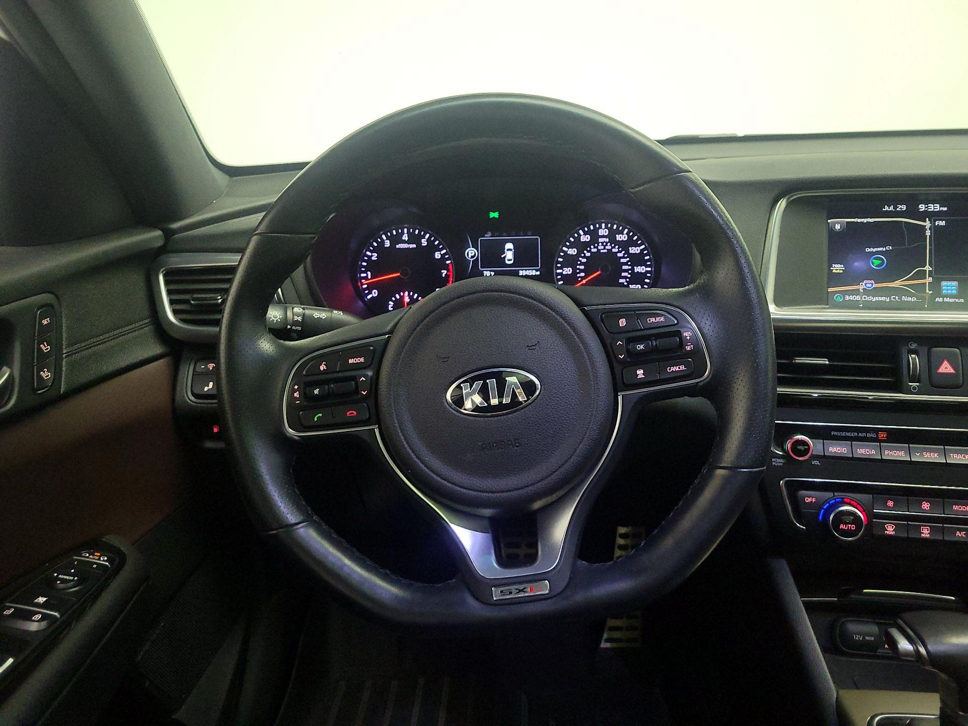 Thumbnail: 2016 Kia Optima - 10