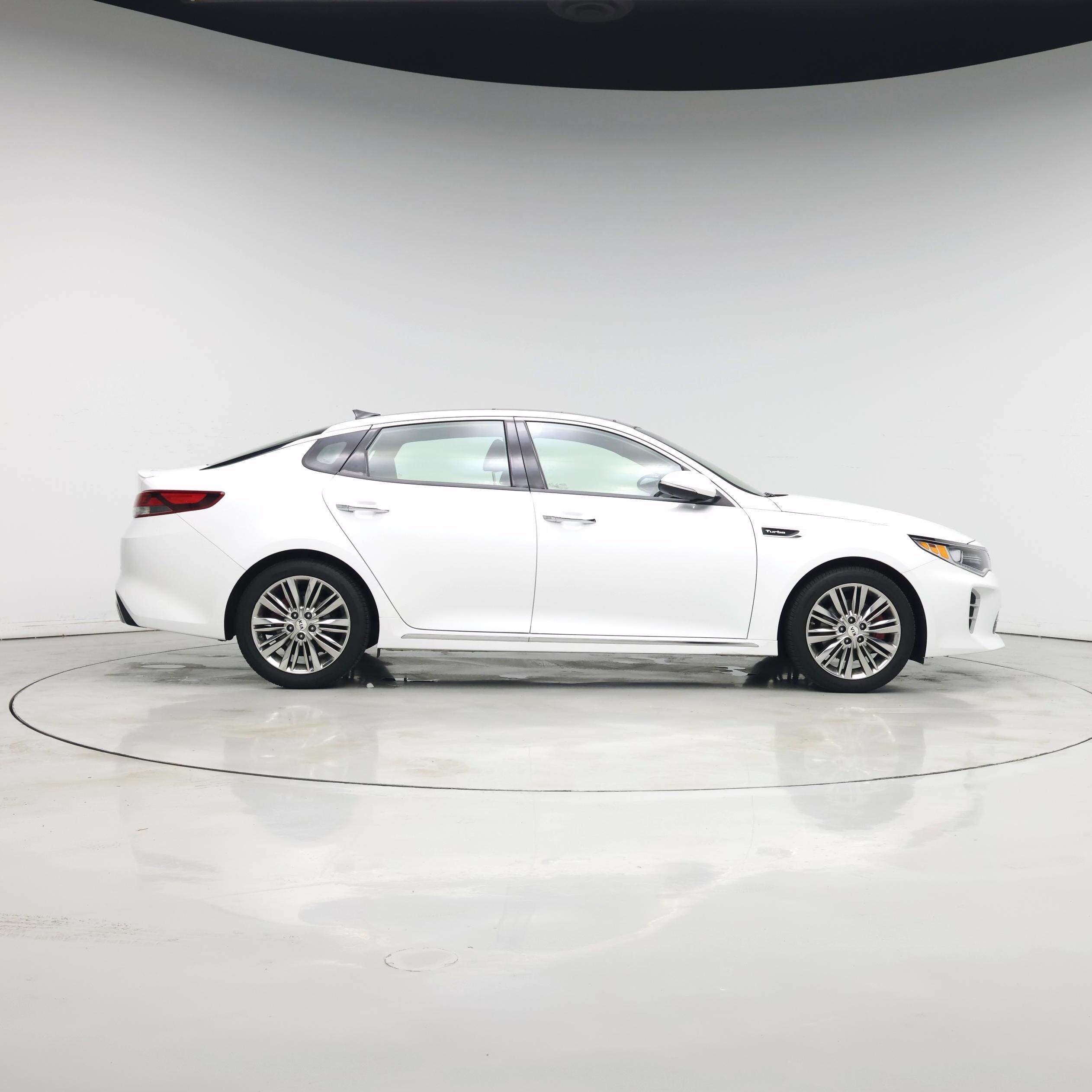 Thumbnail: 2016 Kia Optima - 7