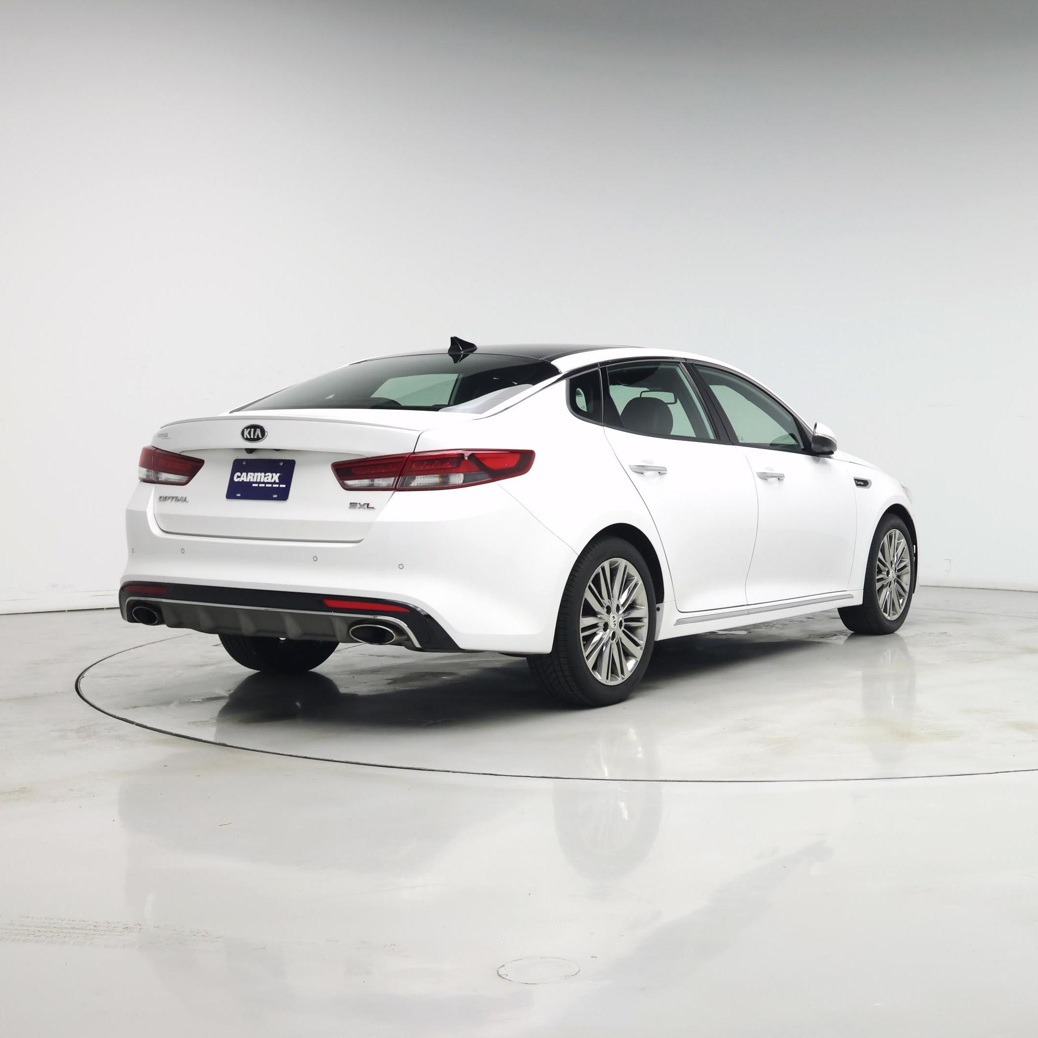Thumbnail: 2016 Kia Optima - 8