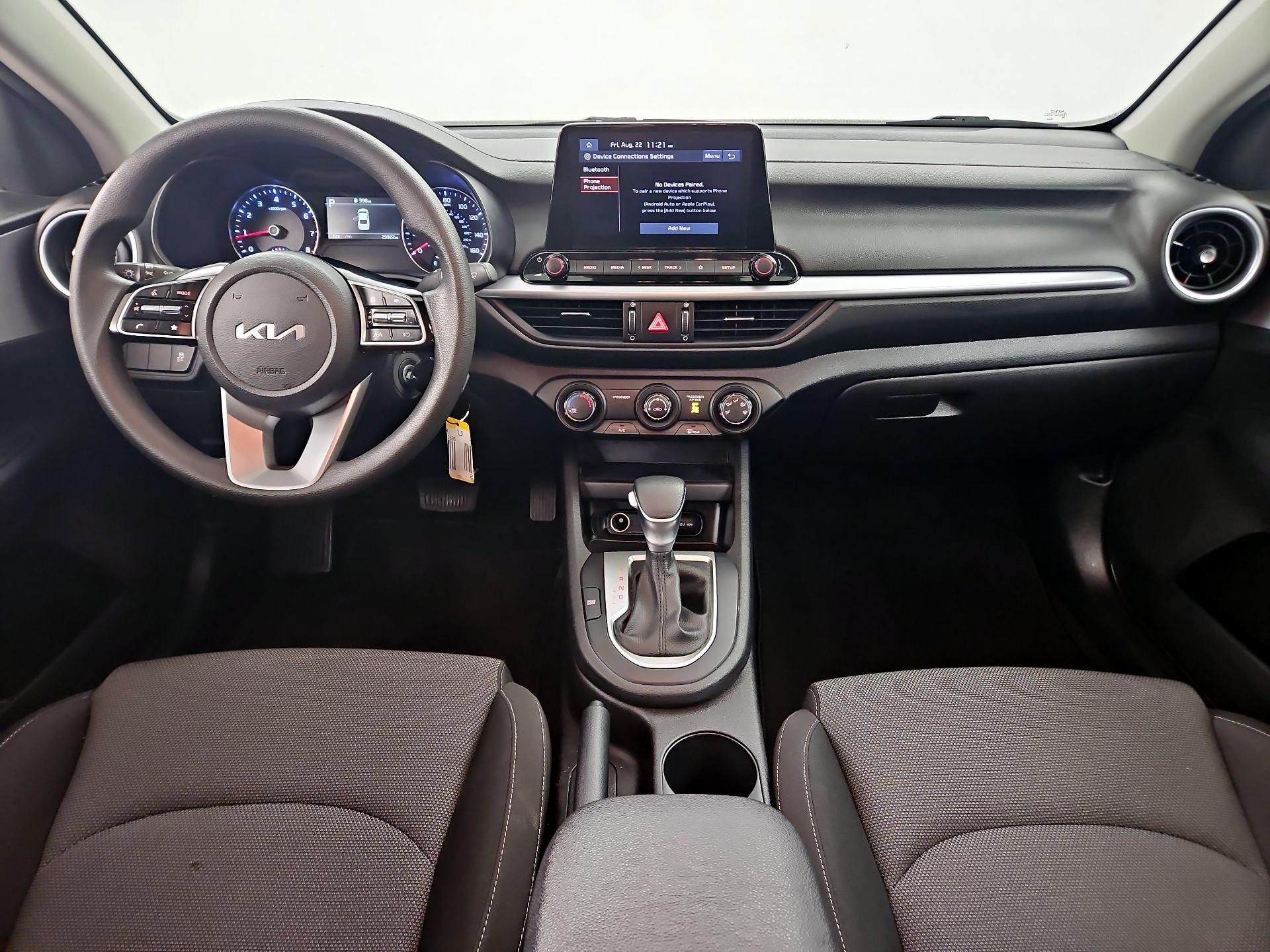Thumbnail: 2023 Kia Forte - 9