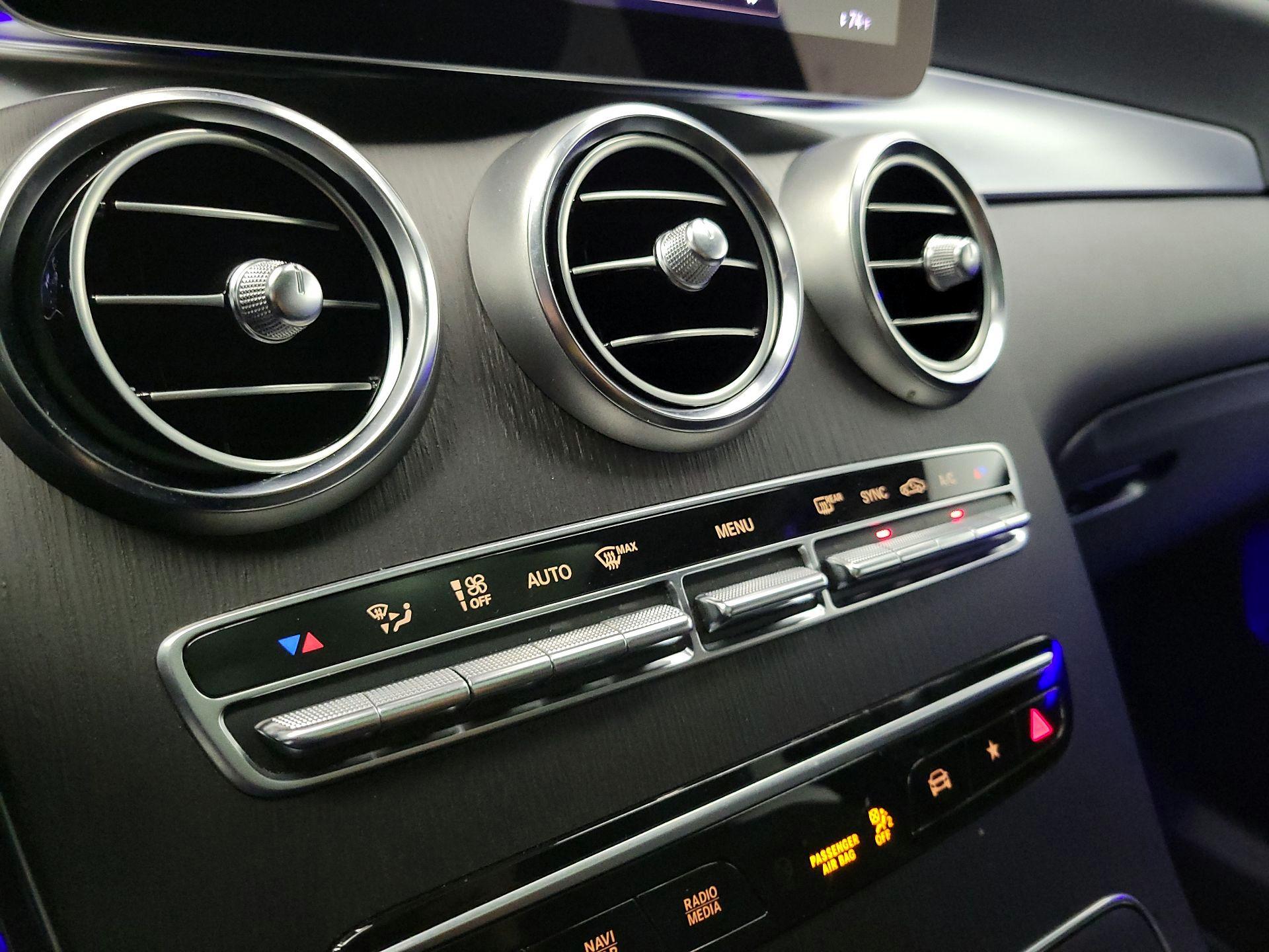 Thumbnail: 2022 Mercedes-Benz GLC - 16