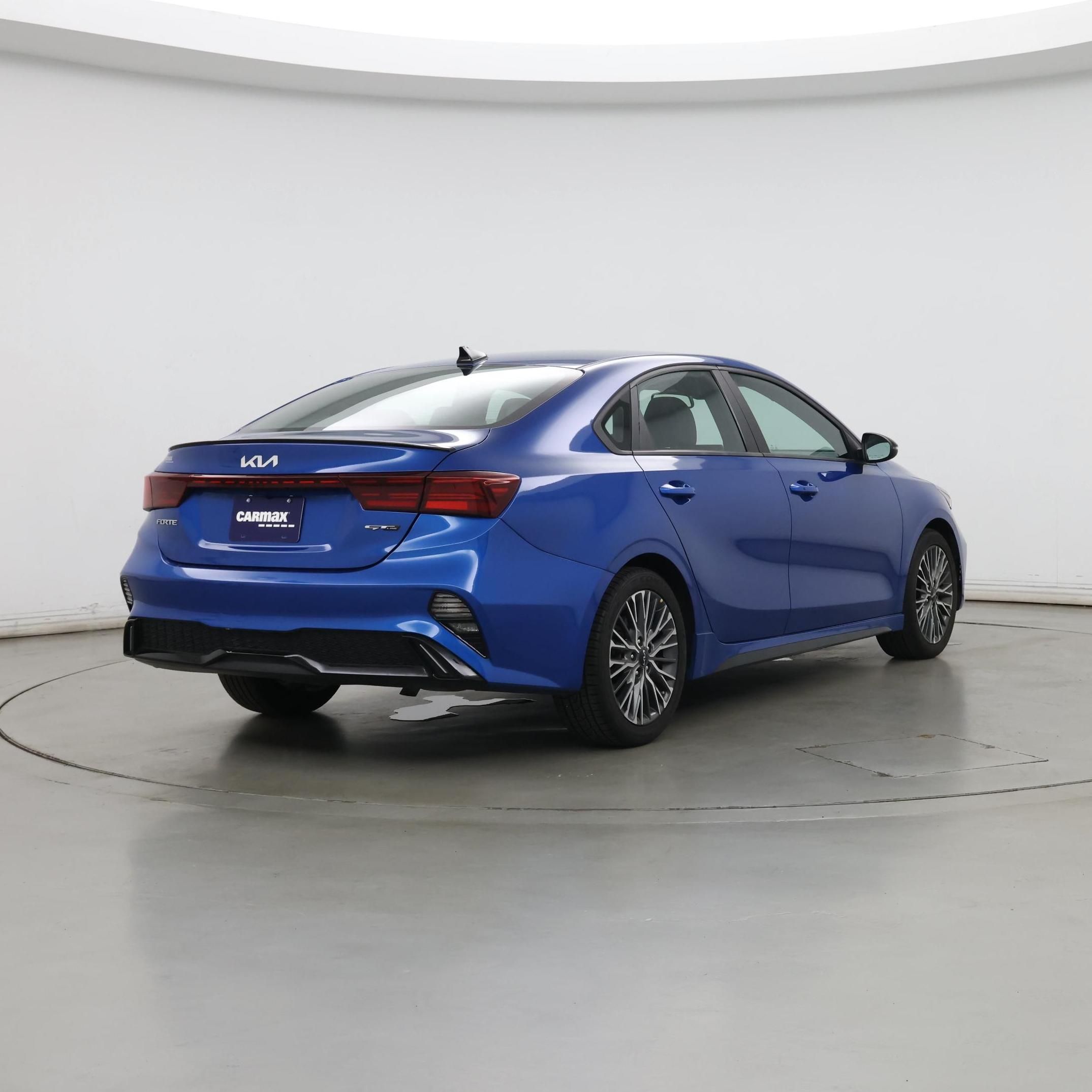 Thumbnail: 2022 Kia Forte - 8