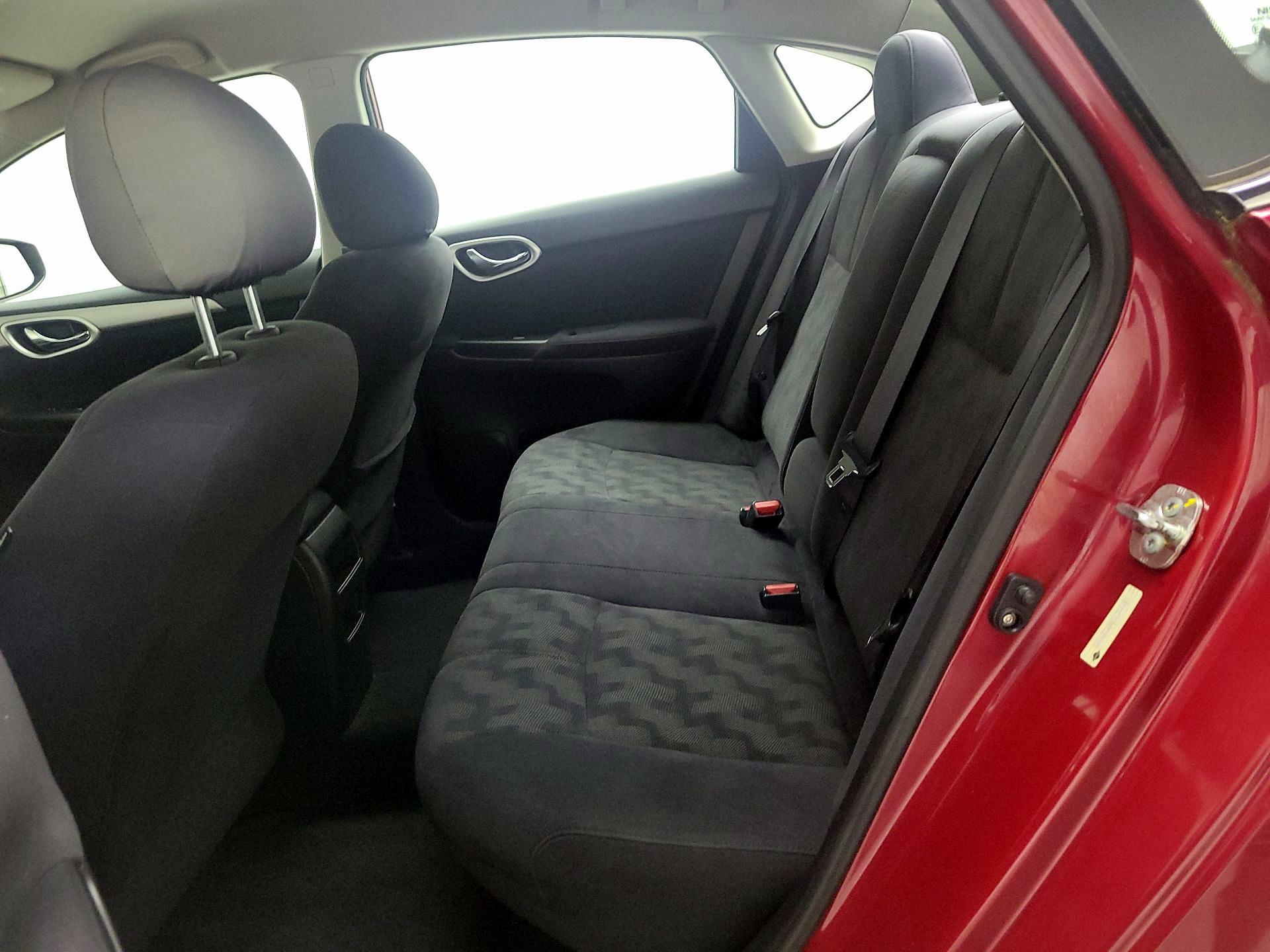 Thumbnail: 2013 Nissan Sentra - 18