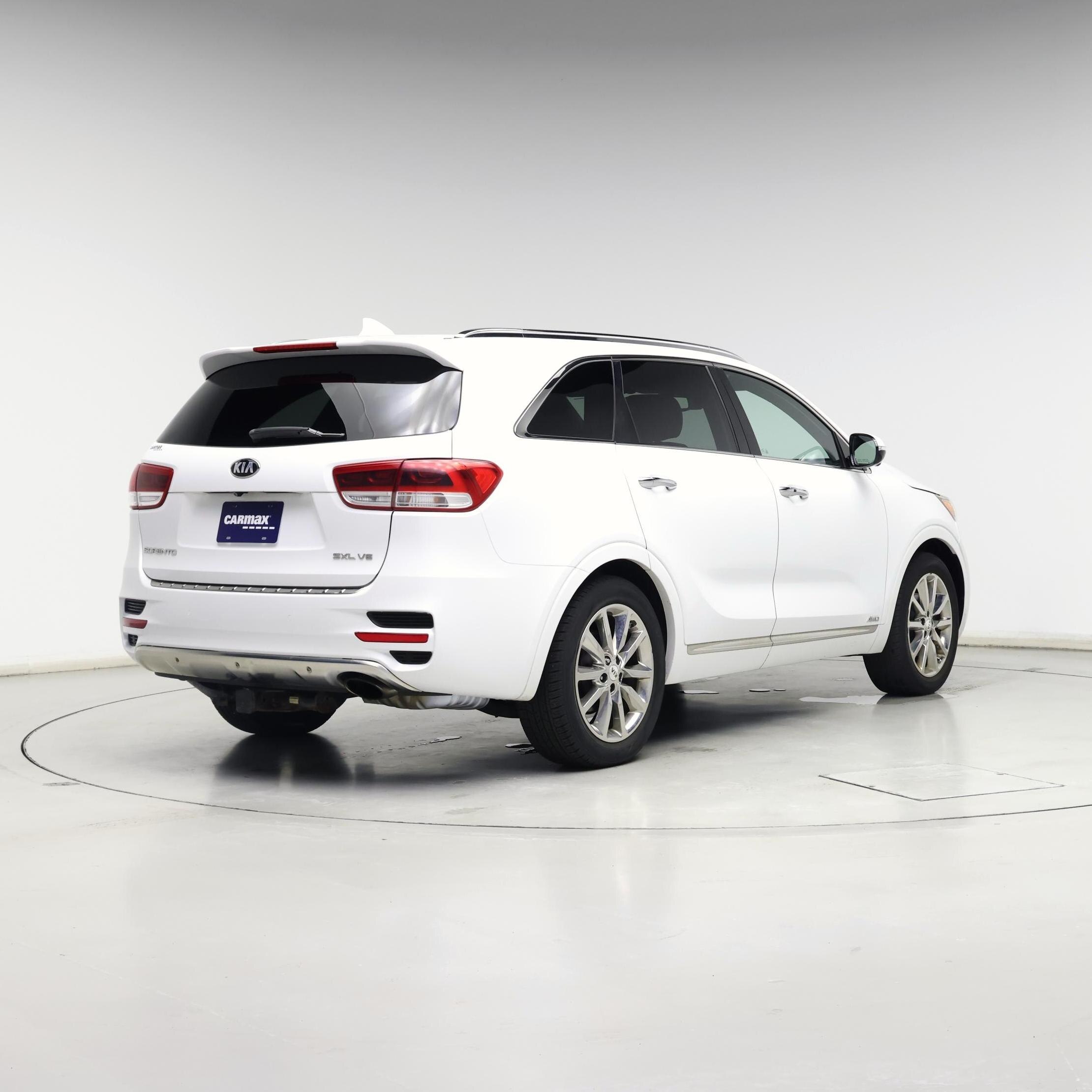 Thumbnail: 2018 Kia Sorento - 8