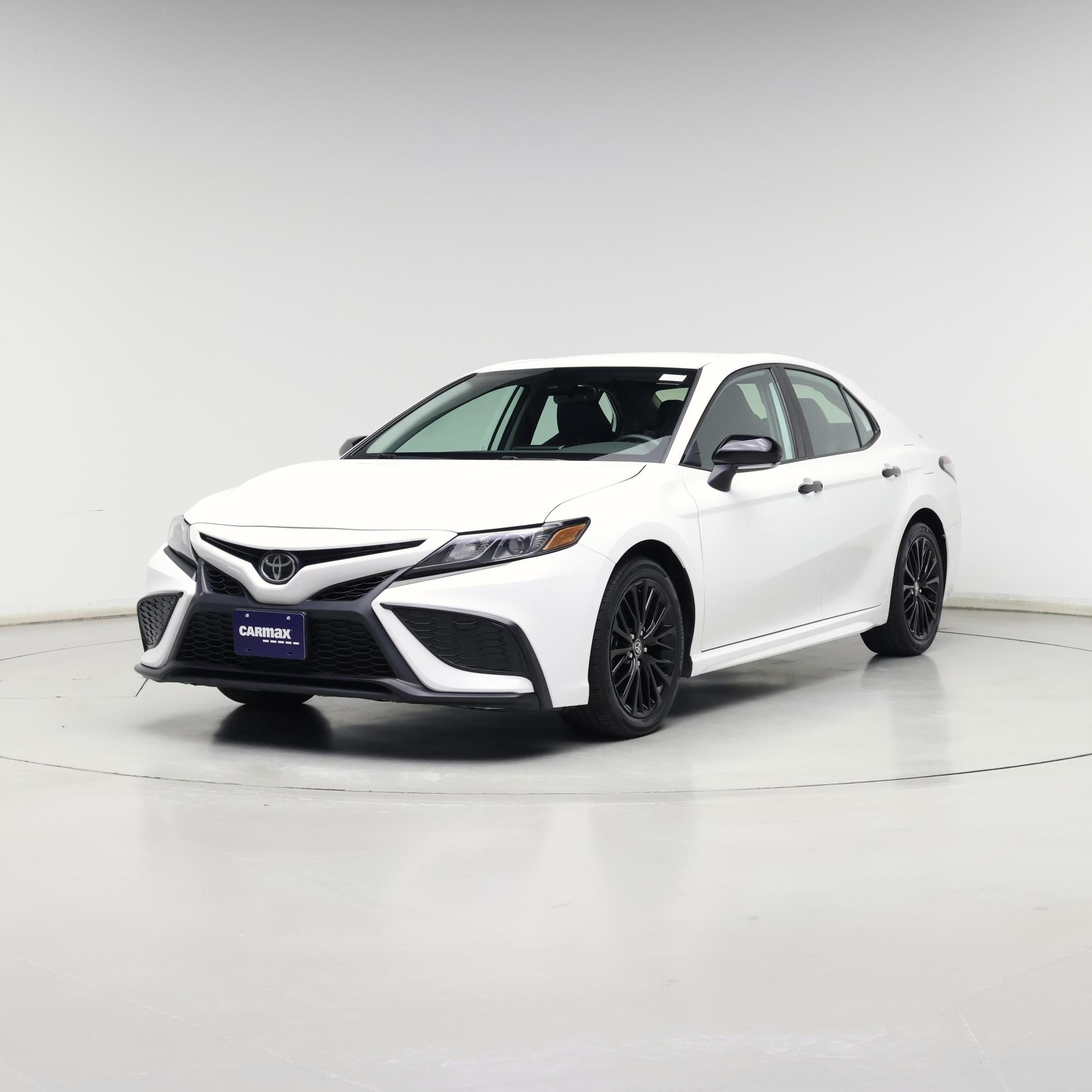Thumbnail: 2022 Toyota Camry - 4