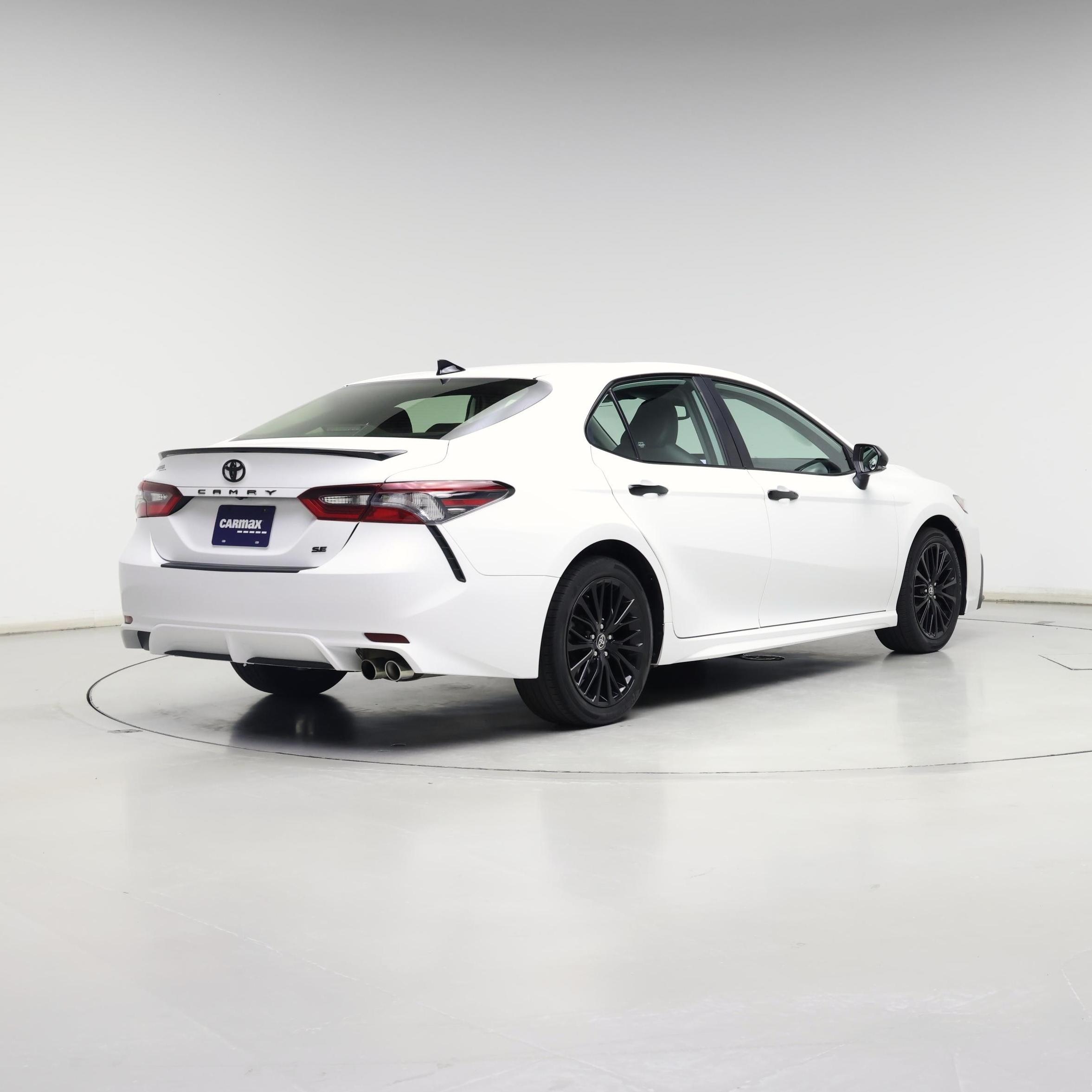 Thumbnail: 2022 Toyota Camry - 8