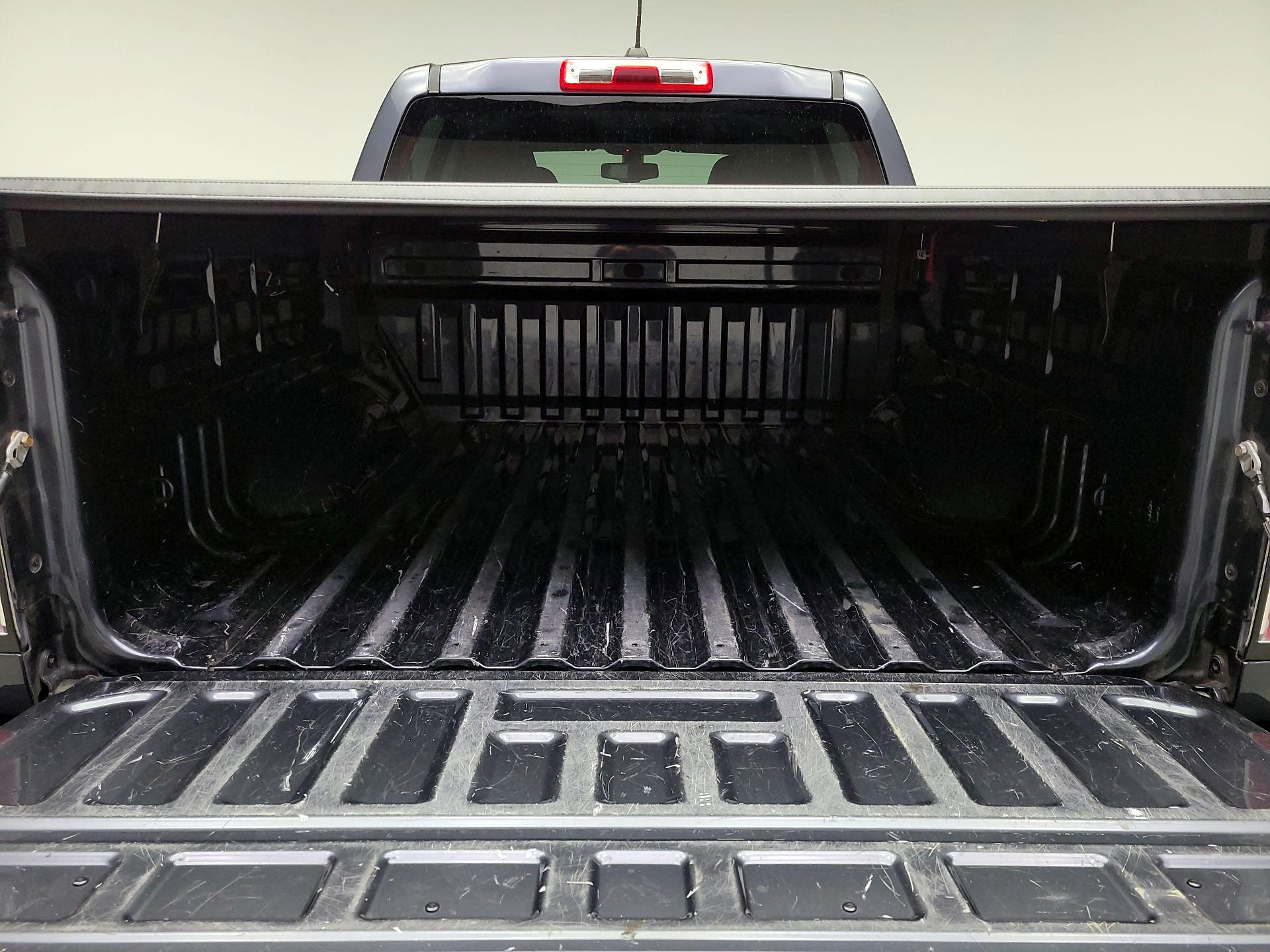 Thumbnail: 2017 GMC Canyon - 20