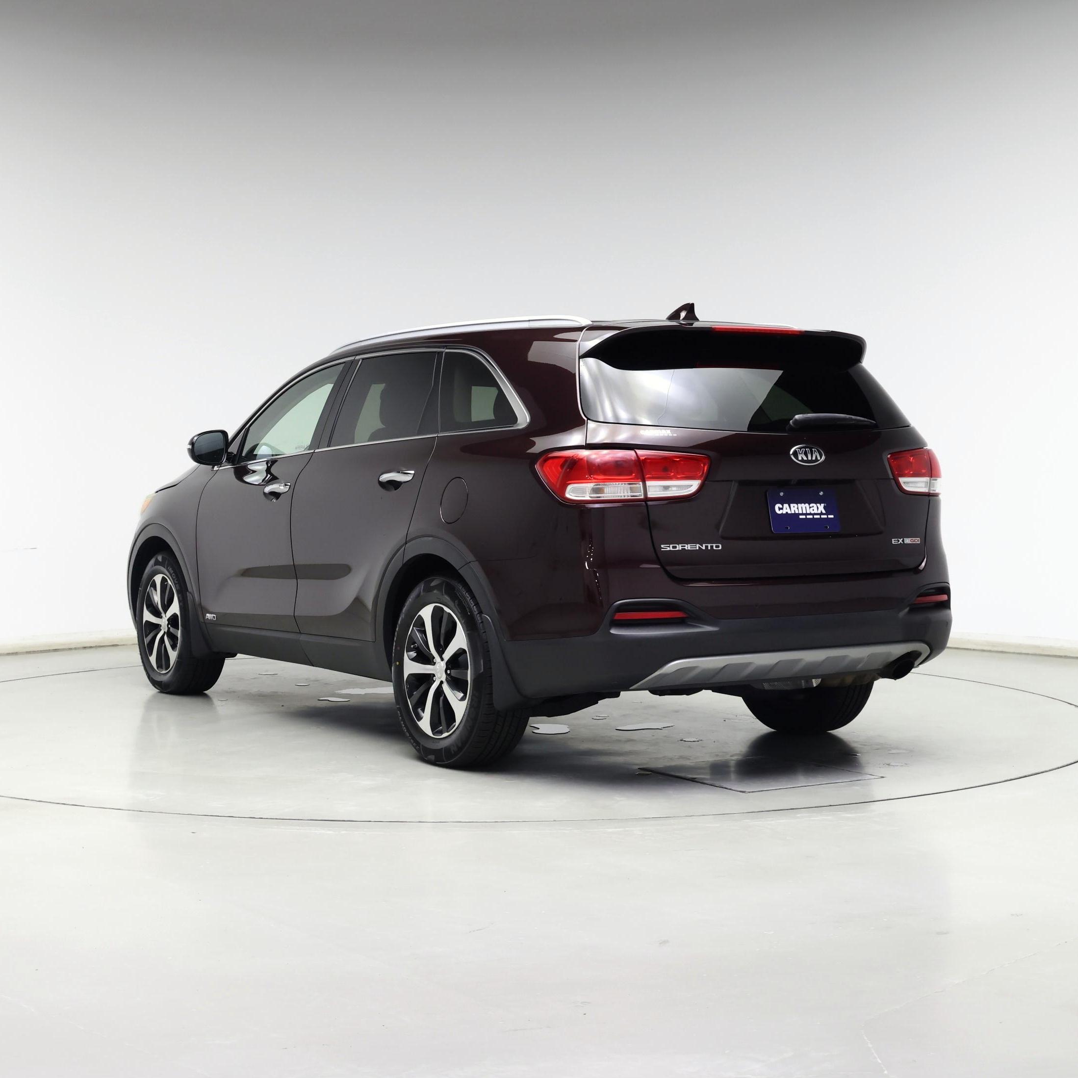 Thumbnail: 2016 Kia Sorento - 2