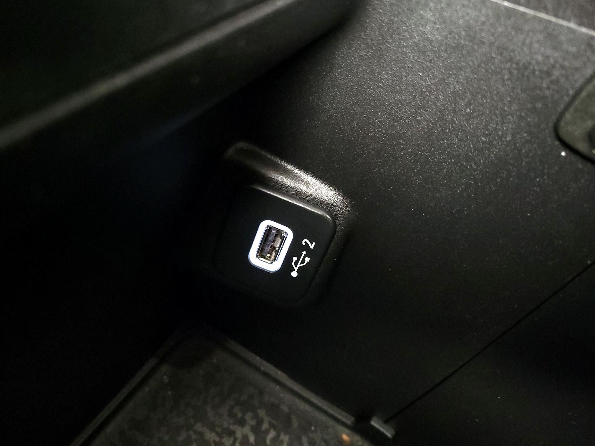 Thumbnail: 2022 Jeep Wrangler - 19