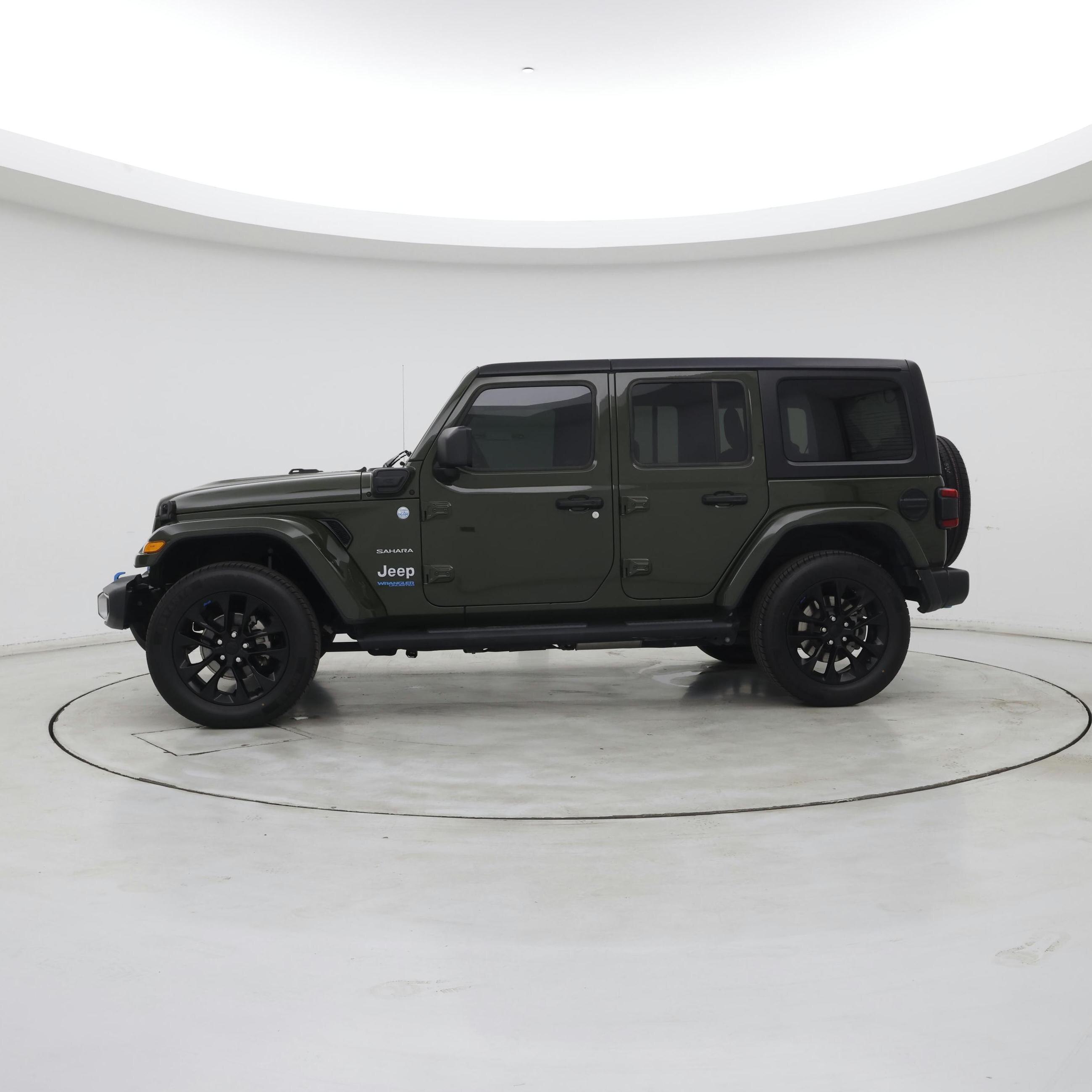 Thumbnail: 2022 Jeep Wrangler - 3