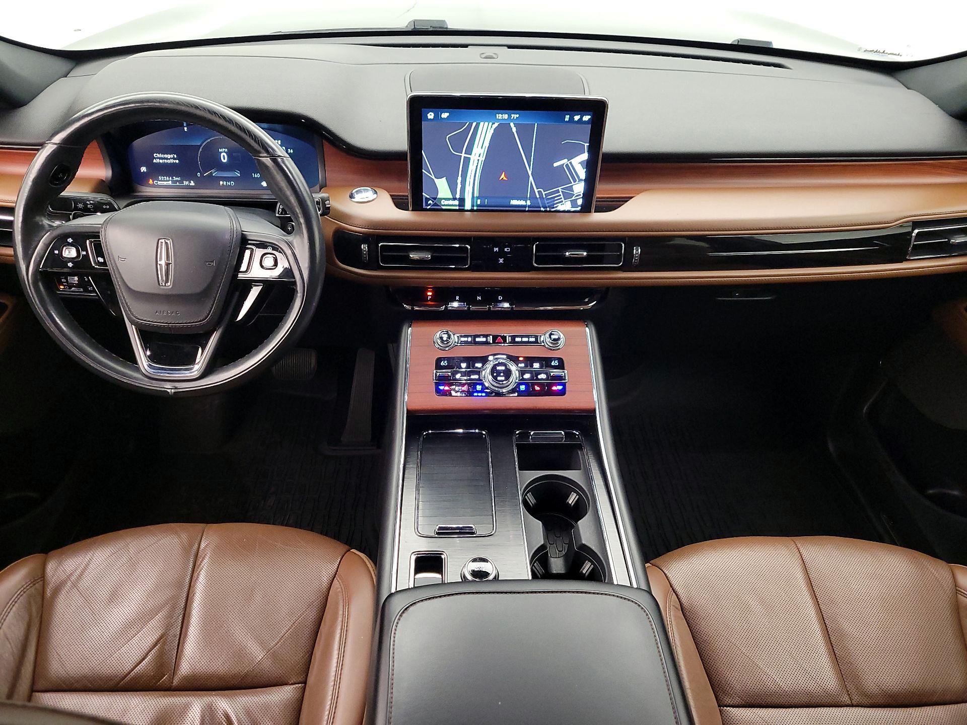 Thumbnail: 2020 Lincoln Aviator - 9