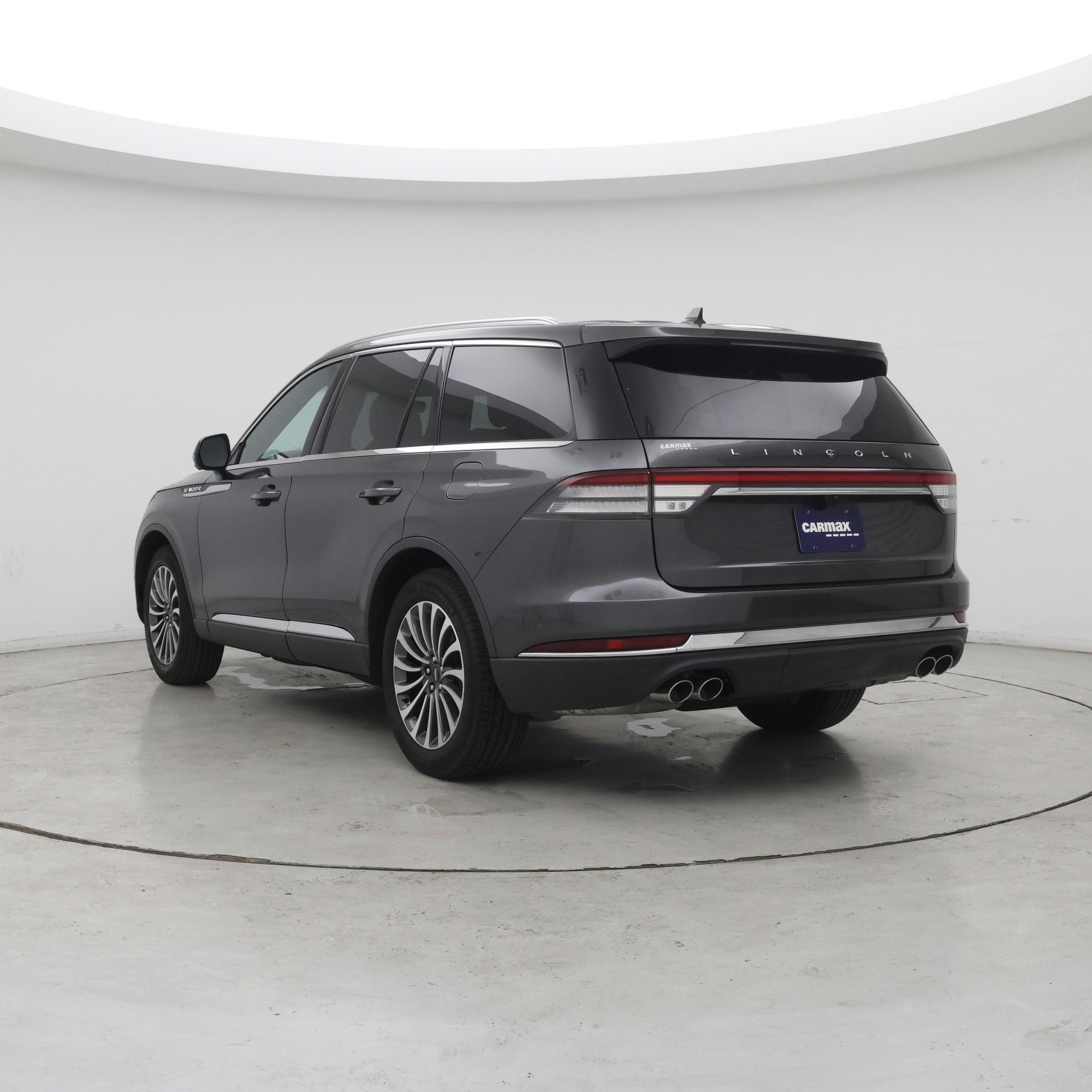 Thumbnail: 2020 Lincoln Aviator - 2