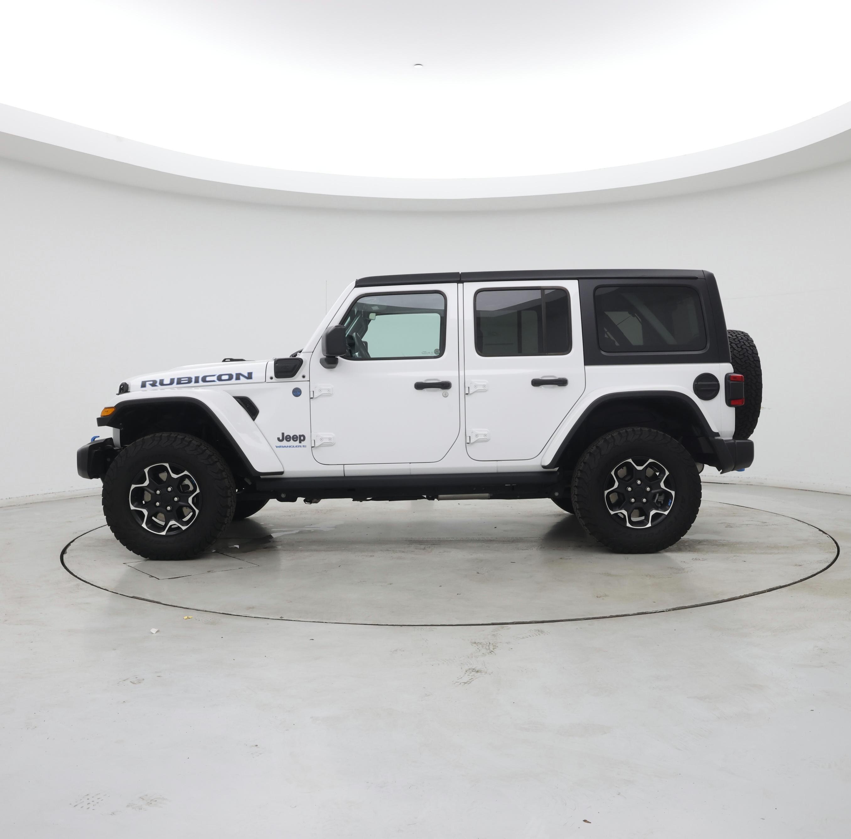 Thumbnail: 2023 Jeep Wrangler - 3