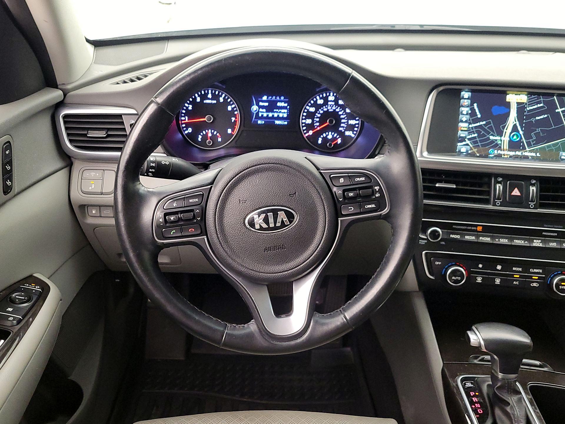 Thumbnail: 2016 Kia Optima - 10