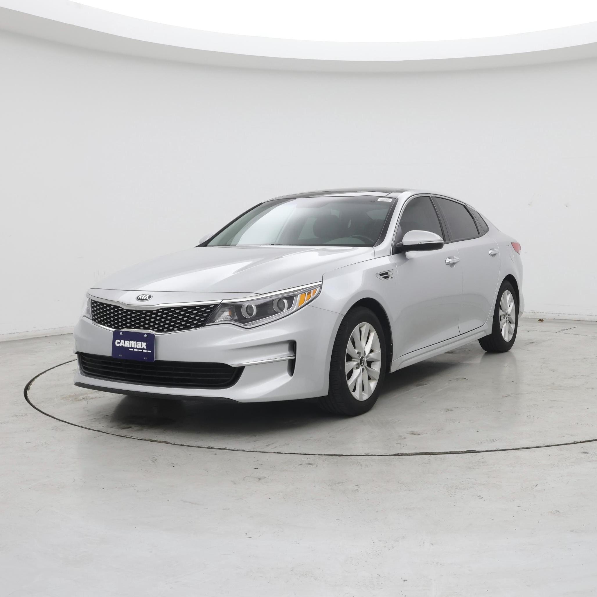 Thumbnail: 2016 Kia Optima - 4