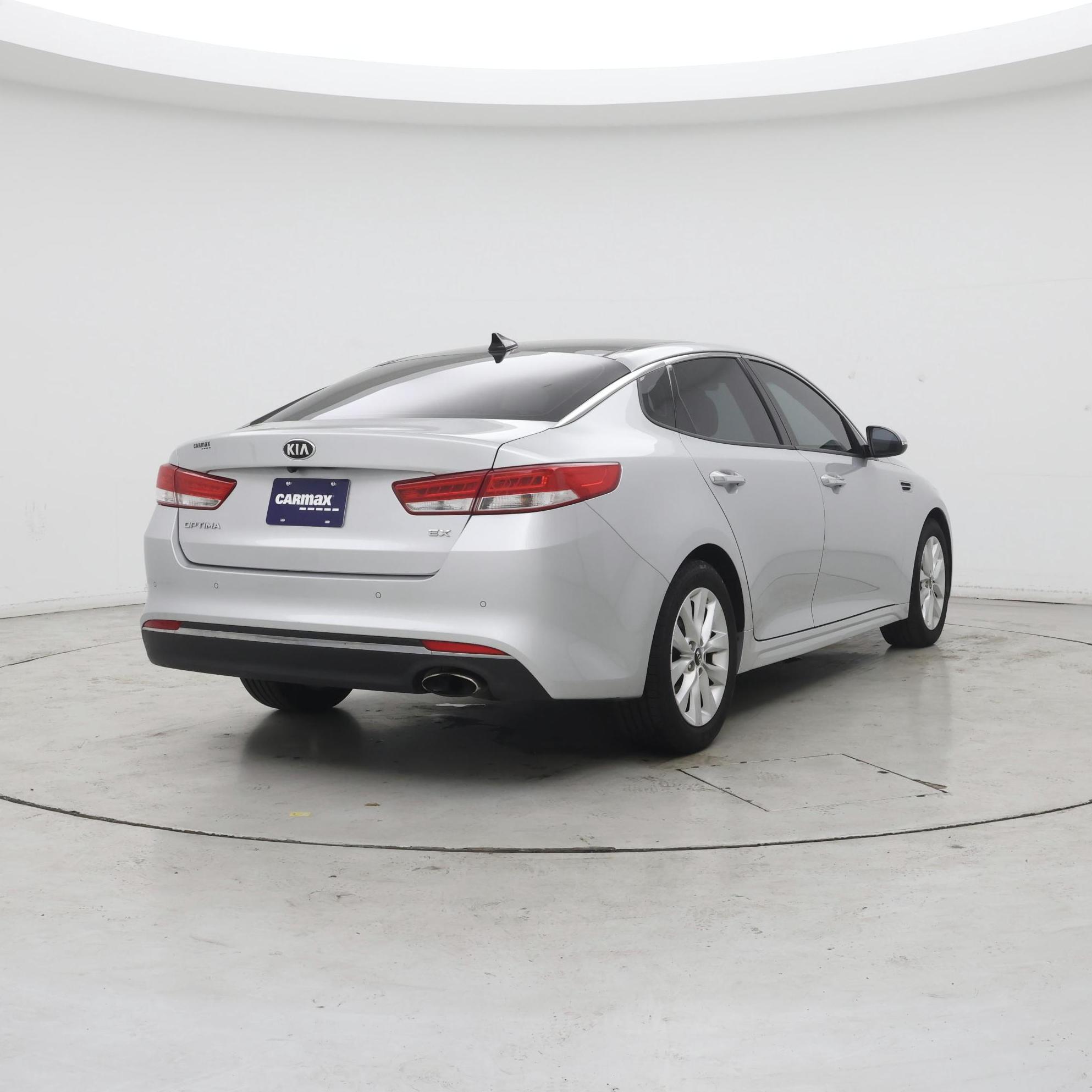 Thumbnail: 2016 Kia Optima - 8